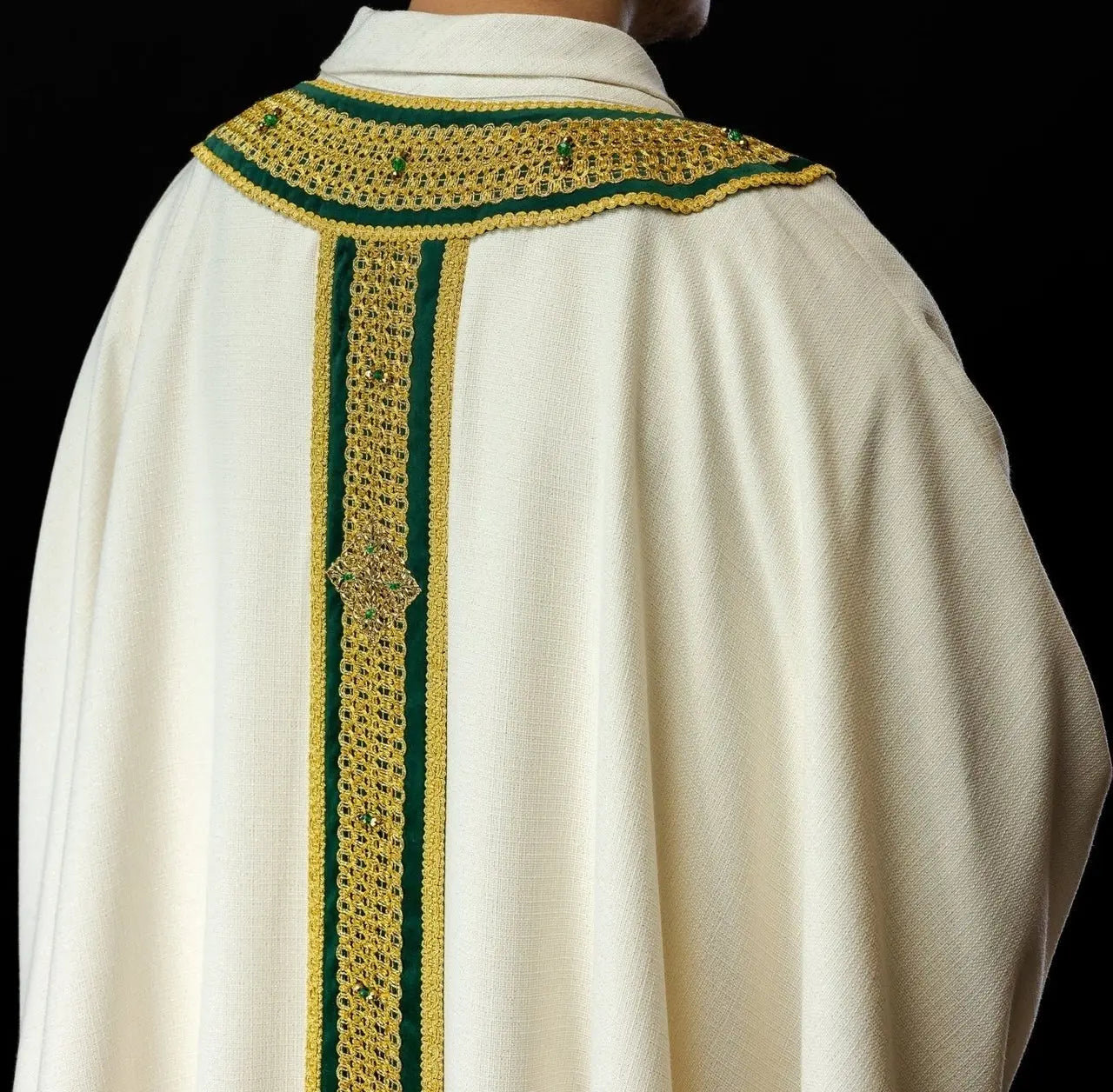 Handmade Chasuble with Natural Stones – Collection Handmade 7001