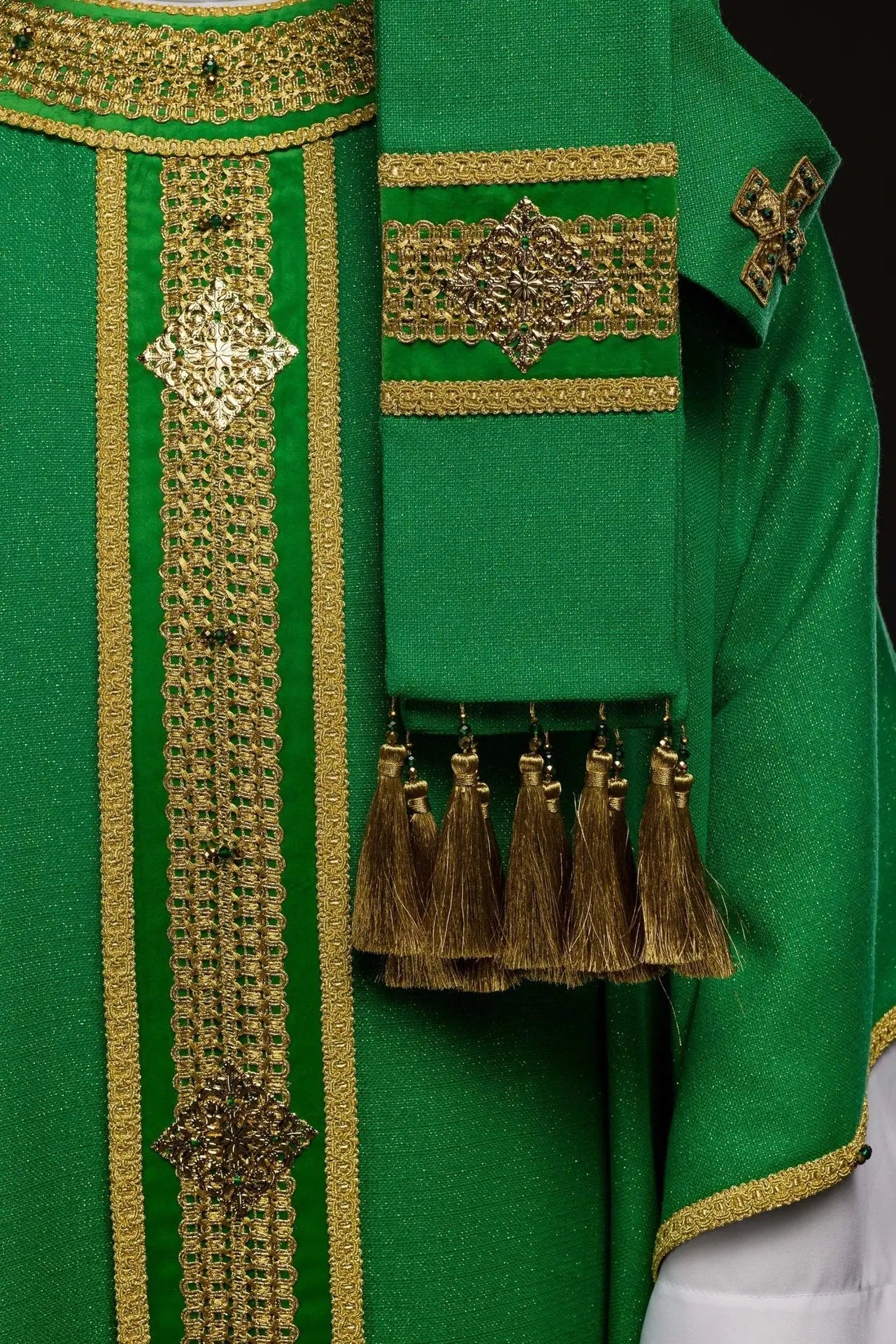 Ręcznie wykonany ornat z kamieniami naturalnymi – kolekcja Handmade 7001