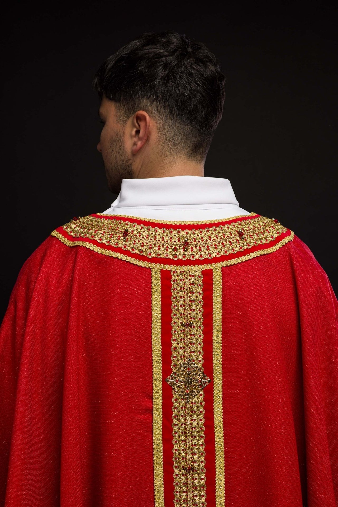 Ręcznie wykonany ornat z naturalnymi kamieniami Handmade 7001