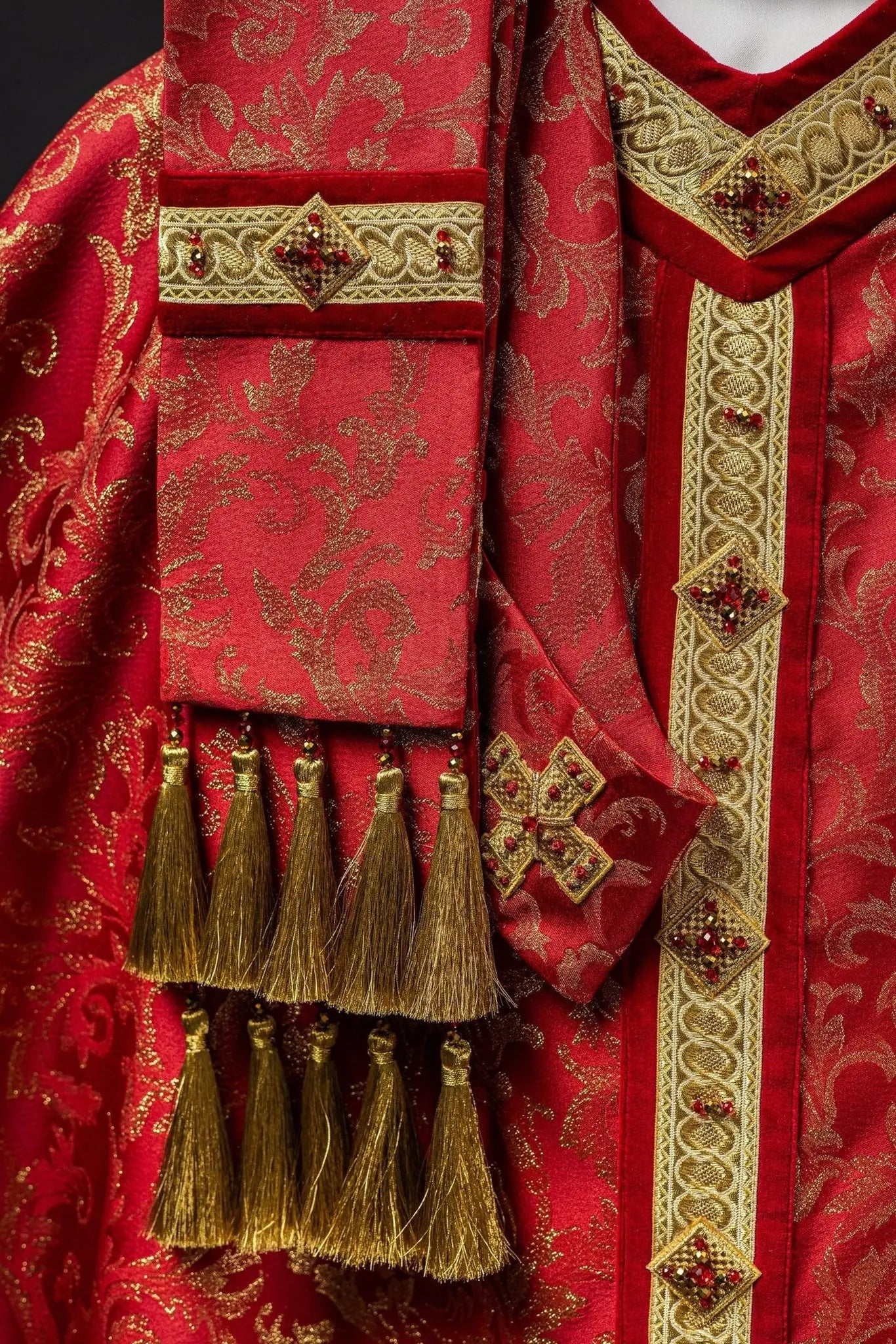 Ręcznie wykonany Ornat z Kamieniami naturalnymi – Kolekcja Handmade 7003