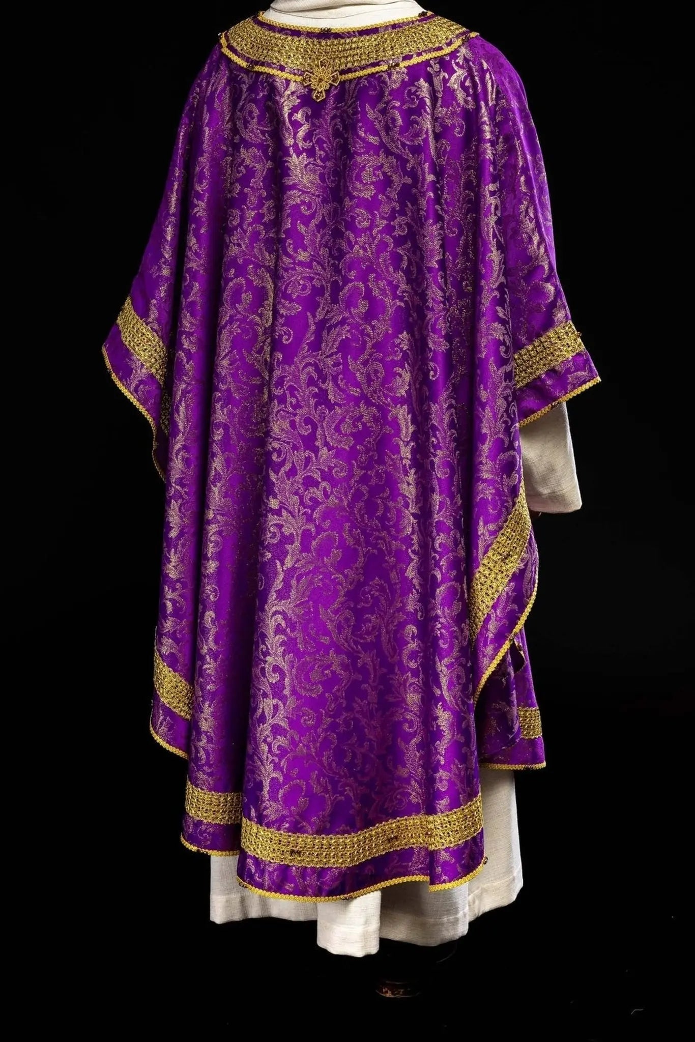 Handcrafted Violet Chasuble with Natural Stones – Handmade Collection 7010