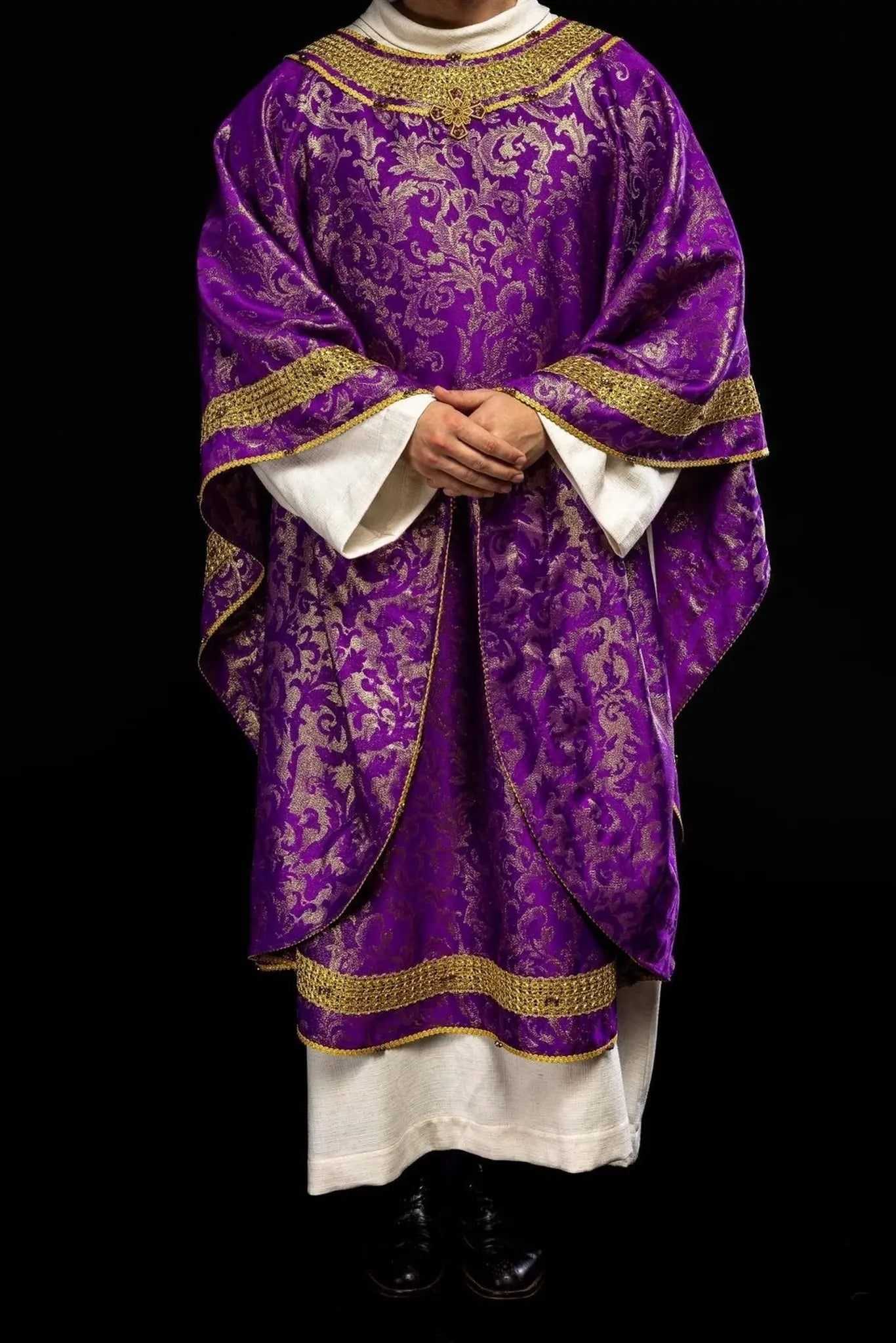 Handcrafted Violet Chasuble with Natural Stones – Handmade Collection 7010