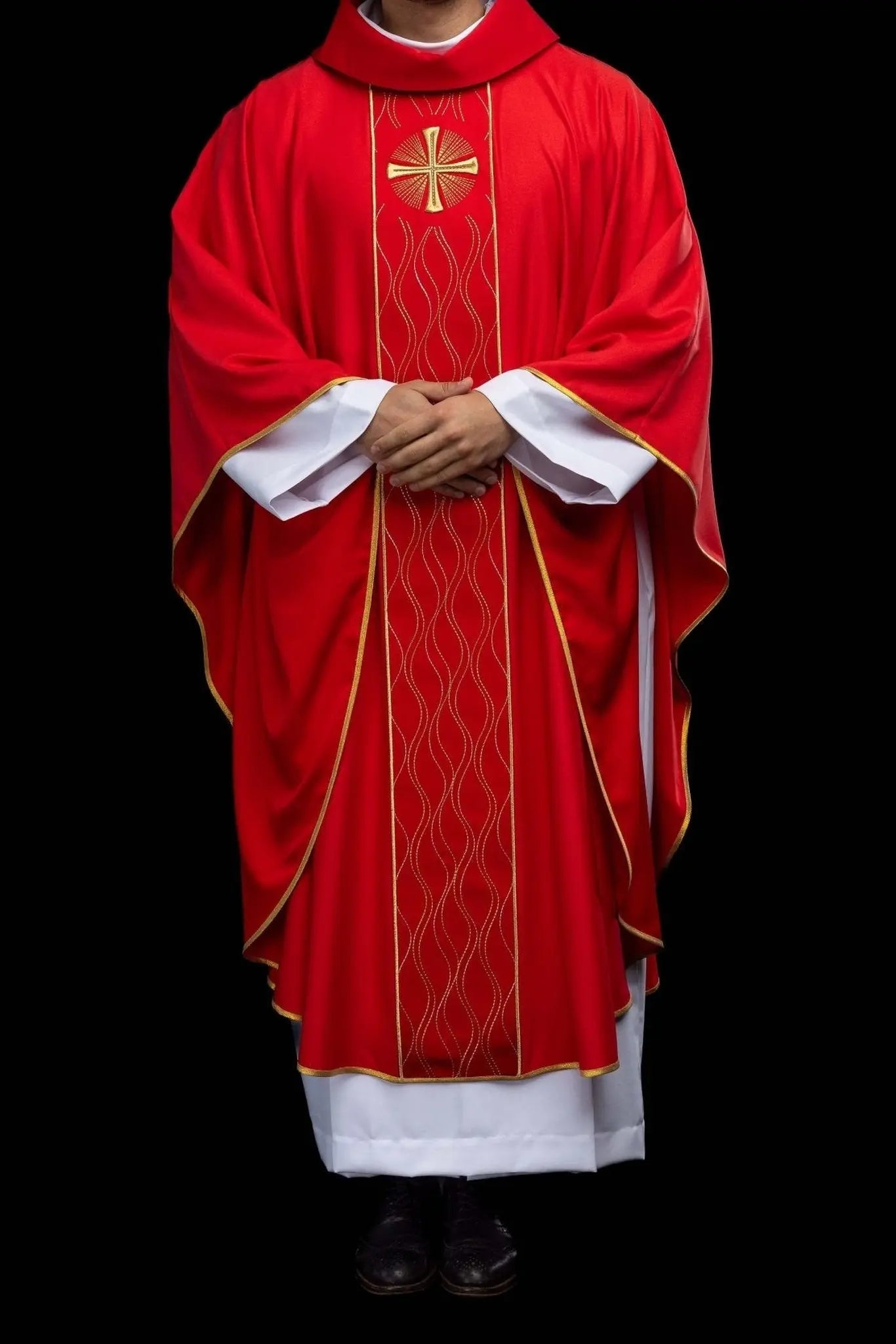 Red Embroidered Chasuble with Cross - HAFTINA ATELIER