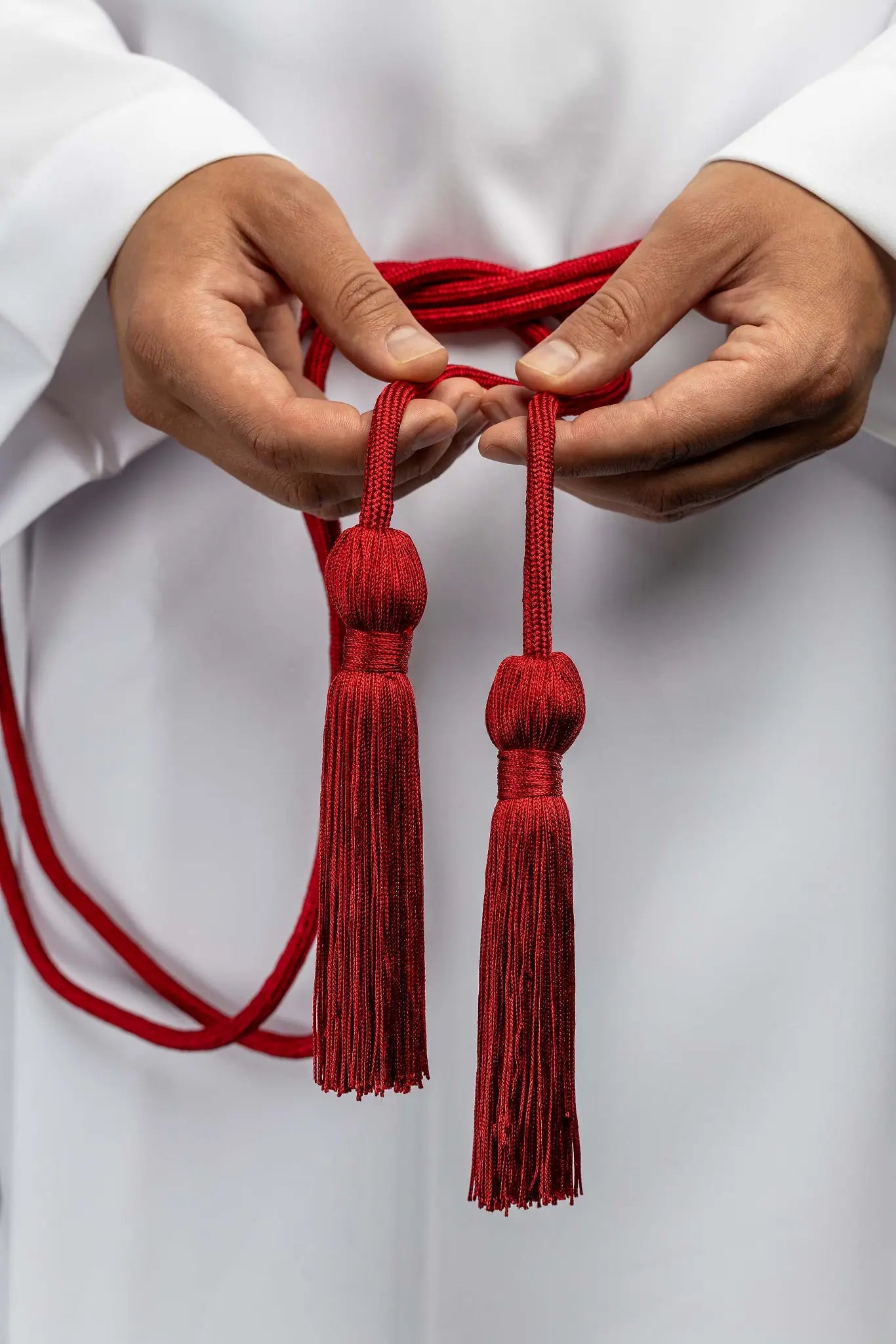Red liturgical cincture with decorative tassels - HAFTINA ATELIER