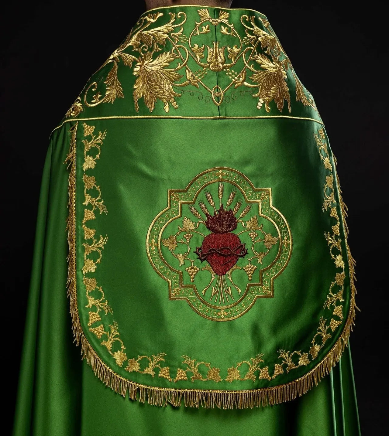 Roman Satin Cope – Green with Embroidered Sacred Heart of Jesus