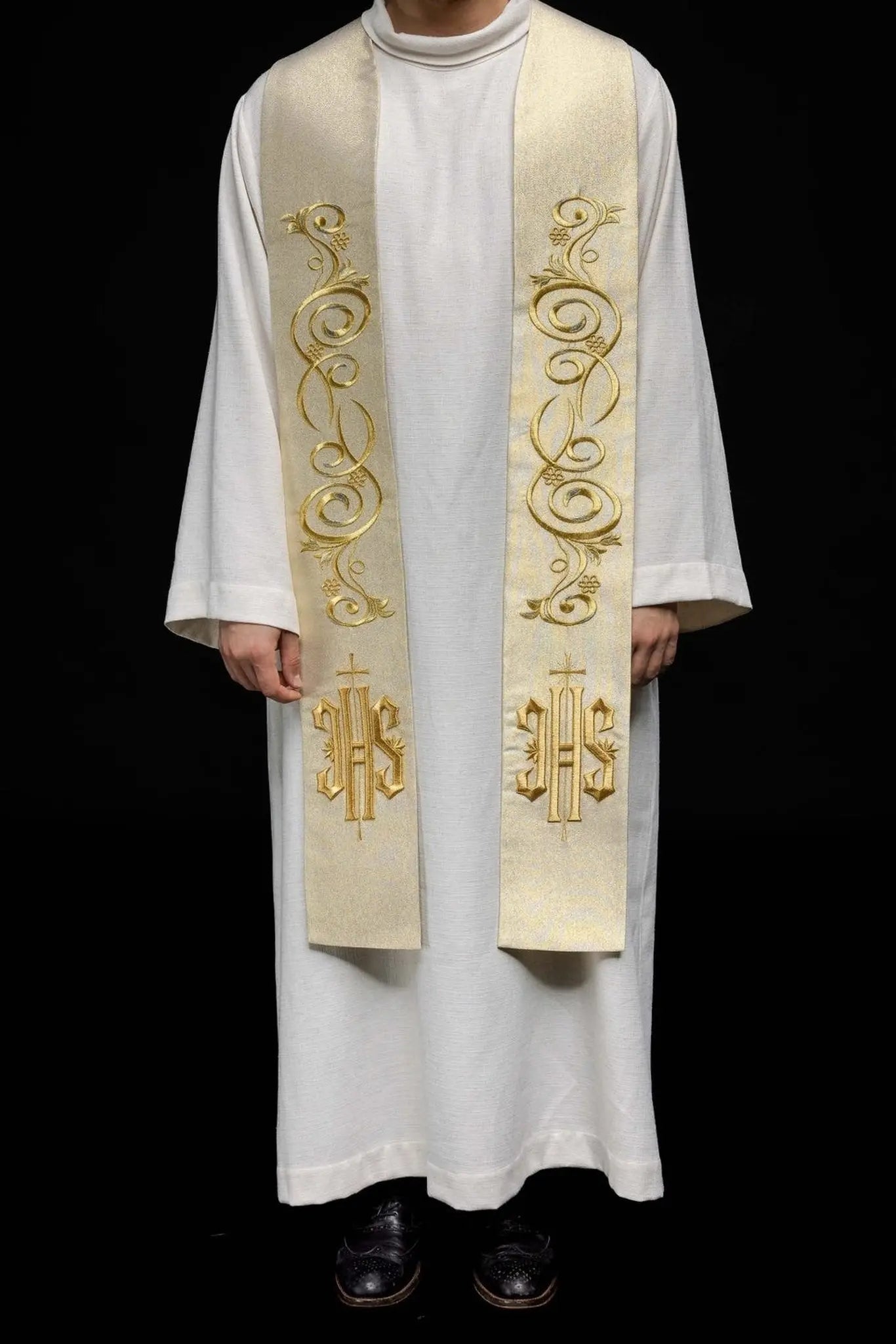 IHS embroidered stole in gold