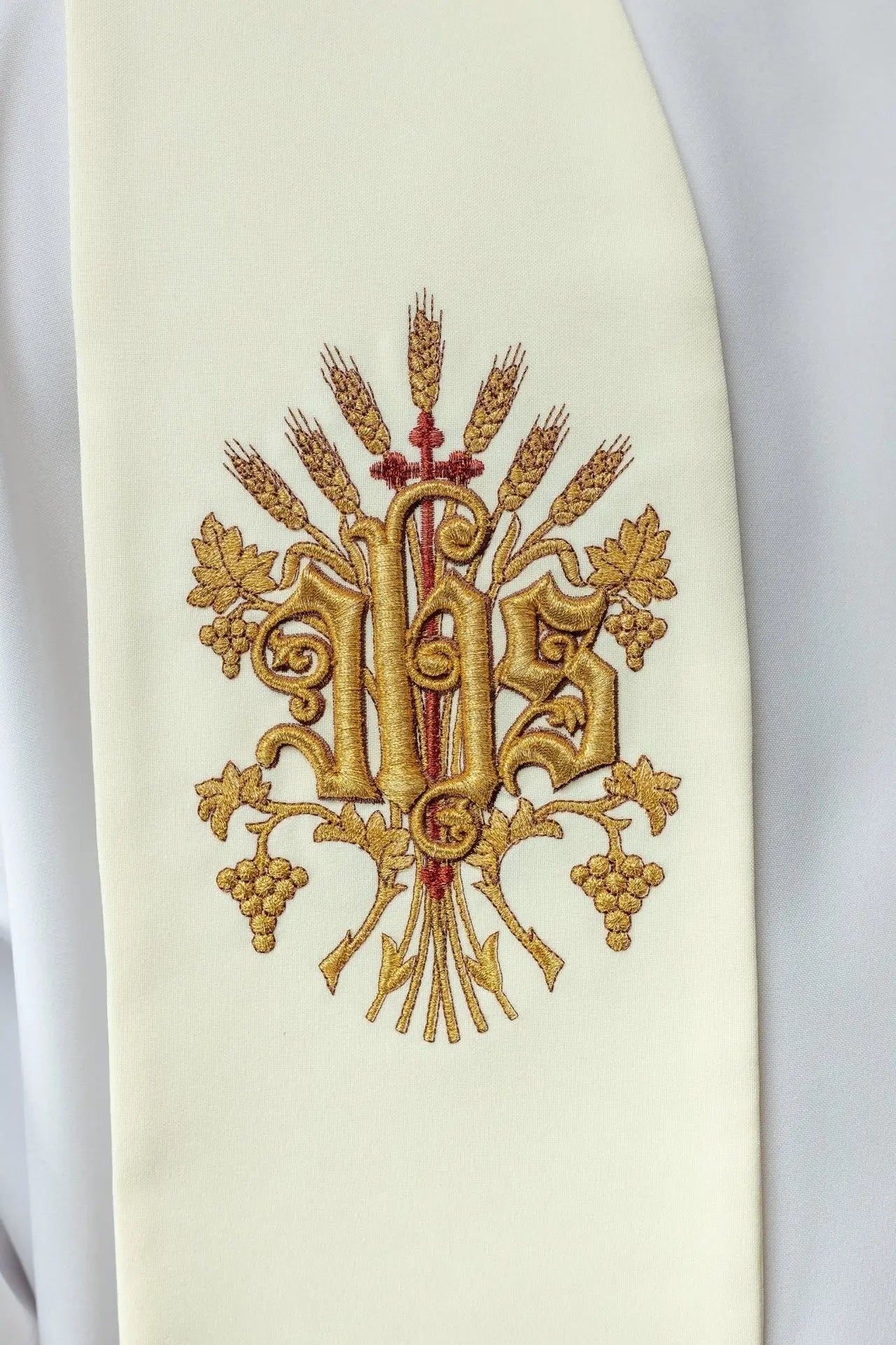 Haftowana stuła z krzyżem, IHS i sercem Jezusa Chrystusa ecru