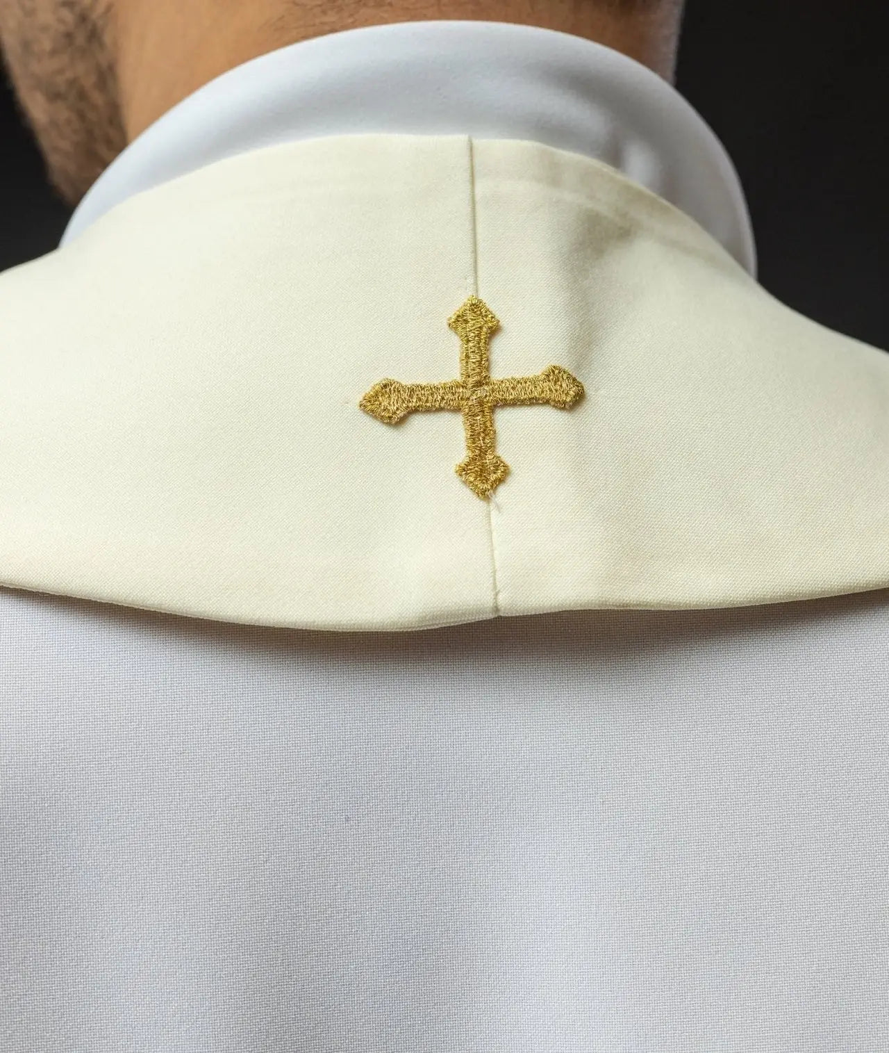 Haftowana stuła z winogronami i uszami w kolorze ecru