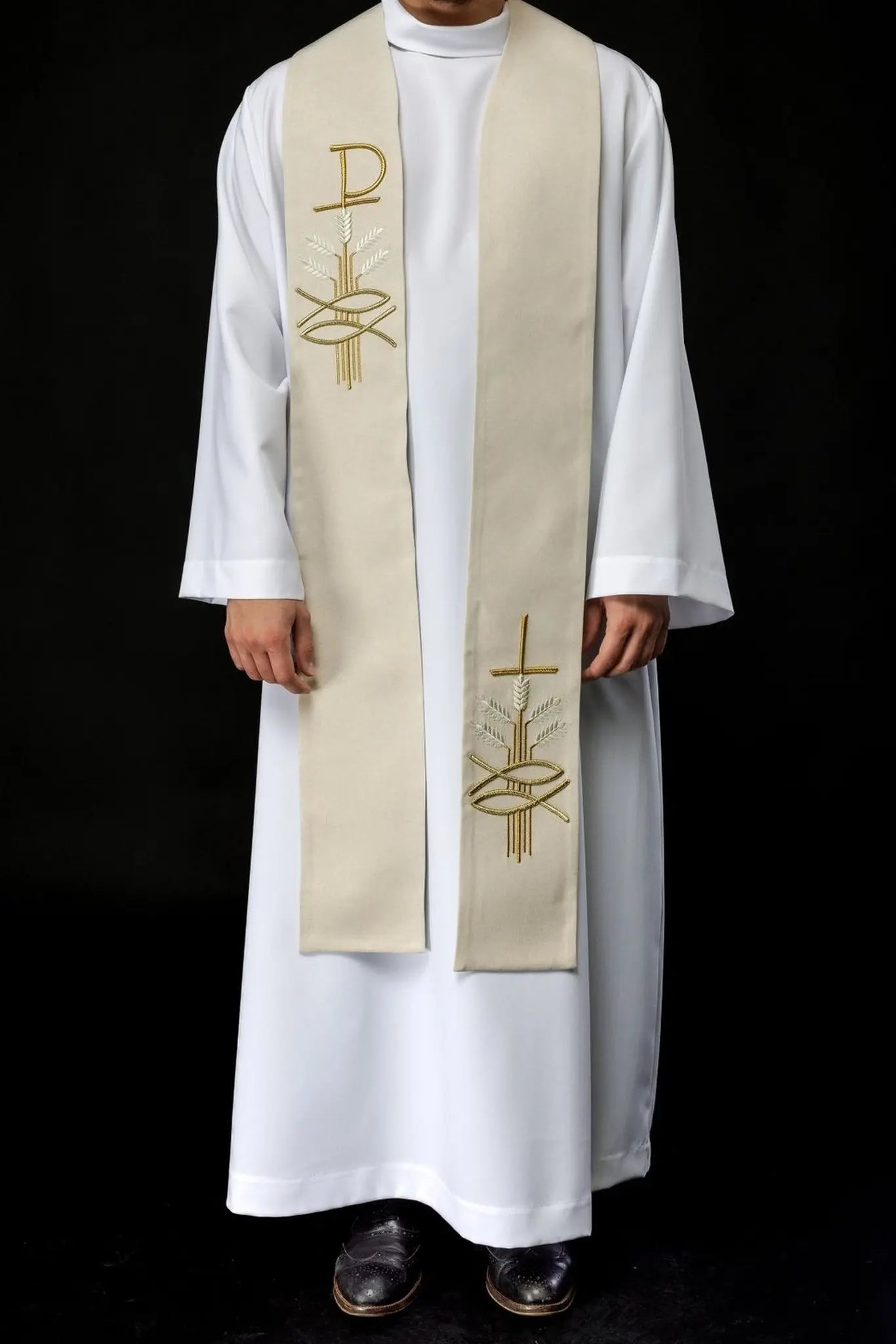Embroidered stole with Pax, fish and ear ecru motif