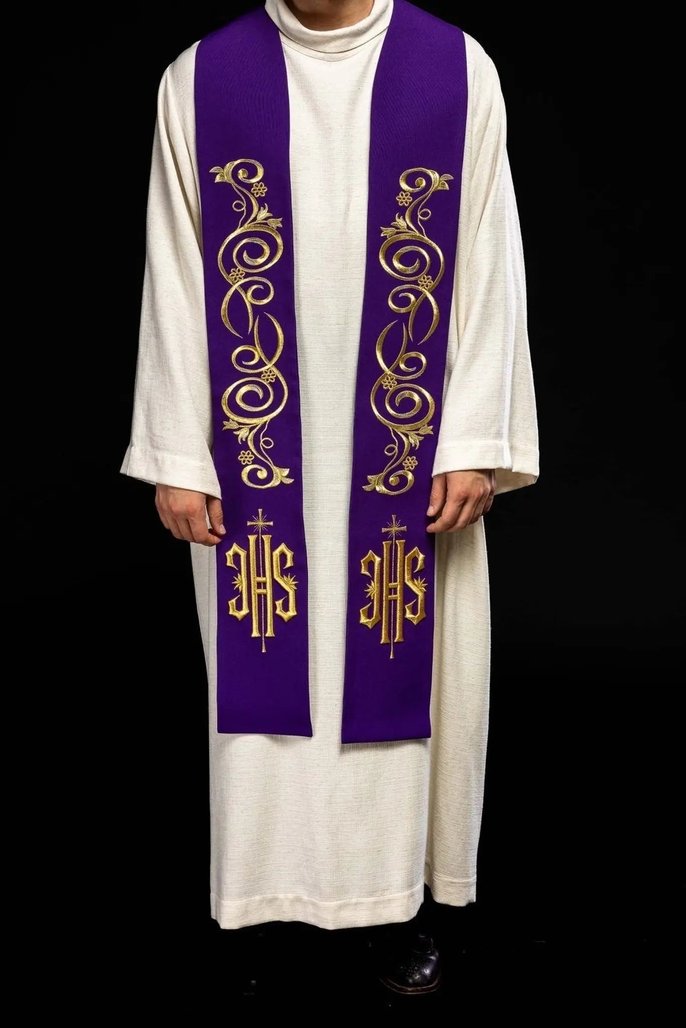 Haftowana stuła kapłańska IHS Purple