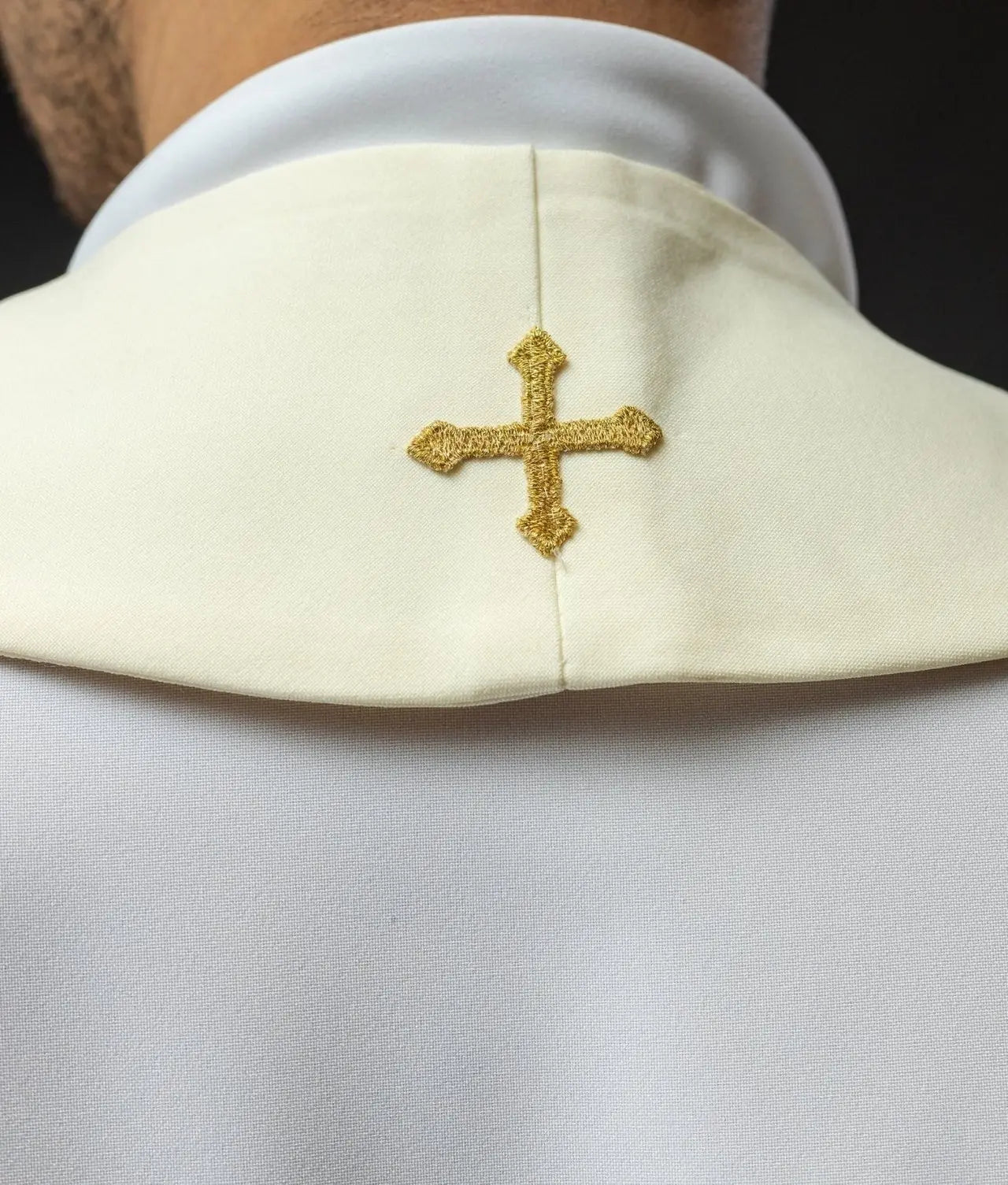 Embroidered priest's stole Cross ecru