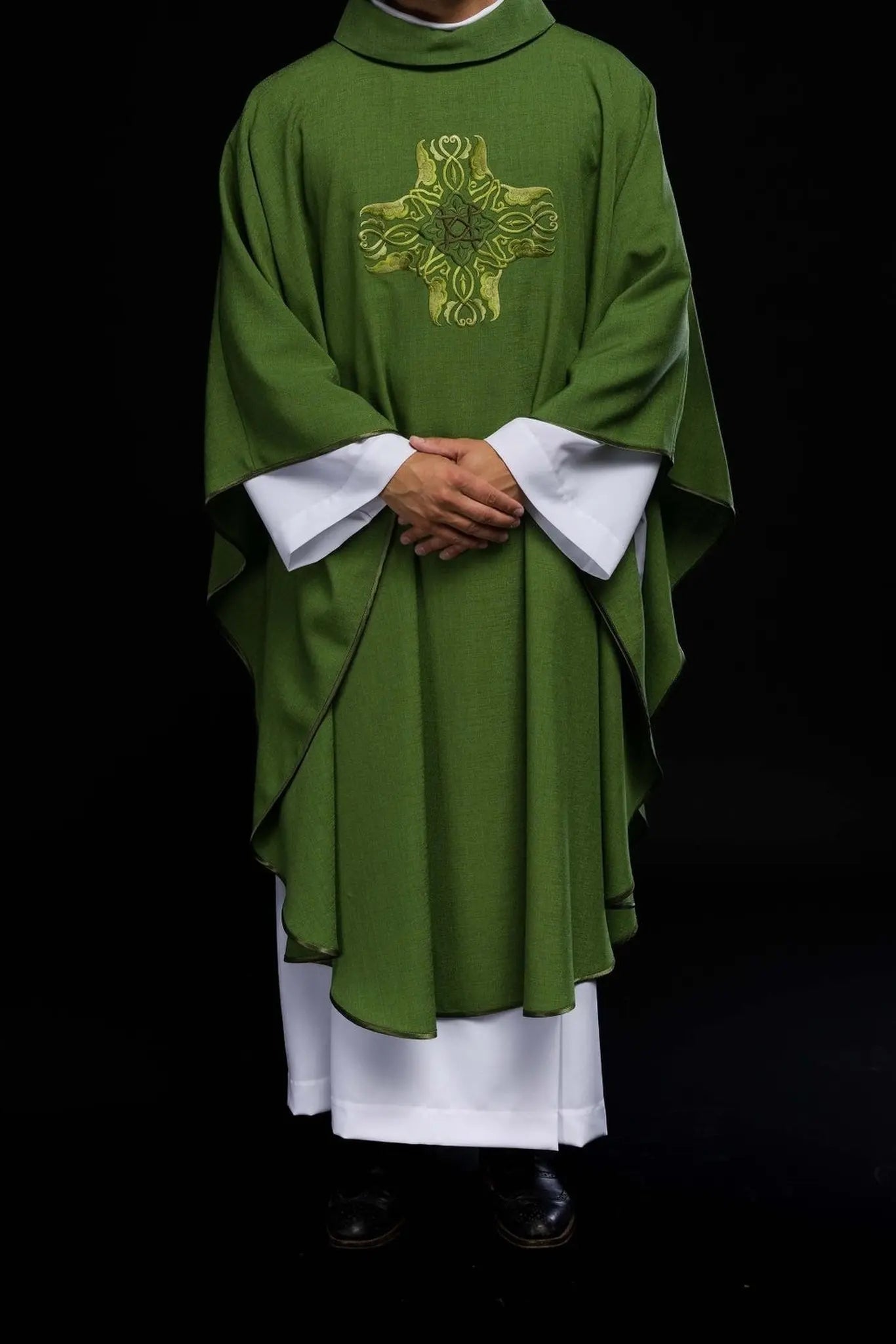 Green chasuble with embroidery of the Cross