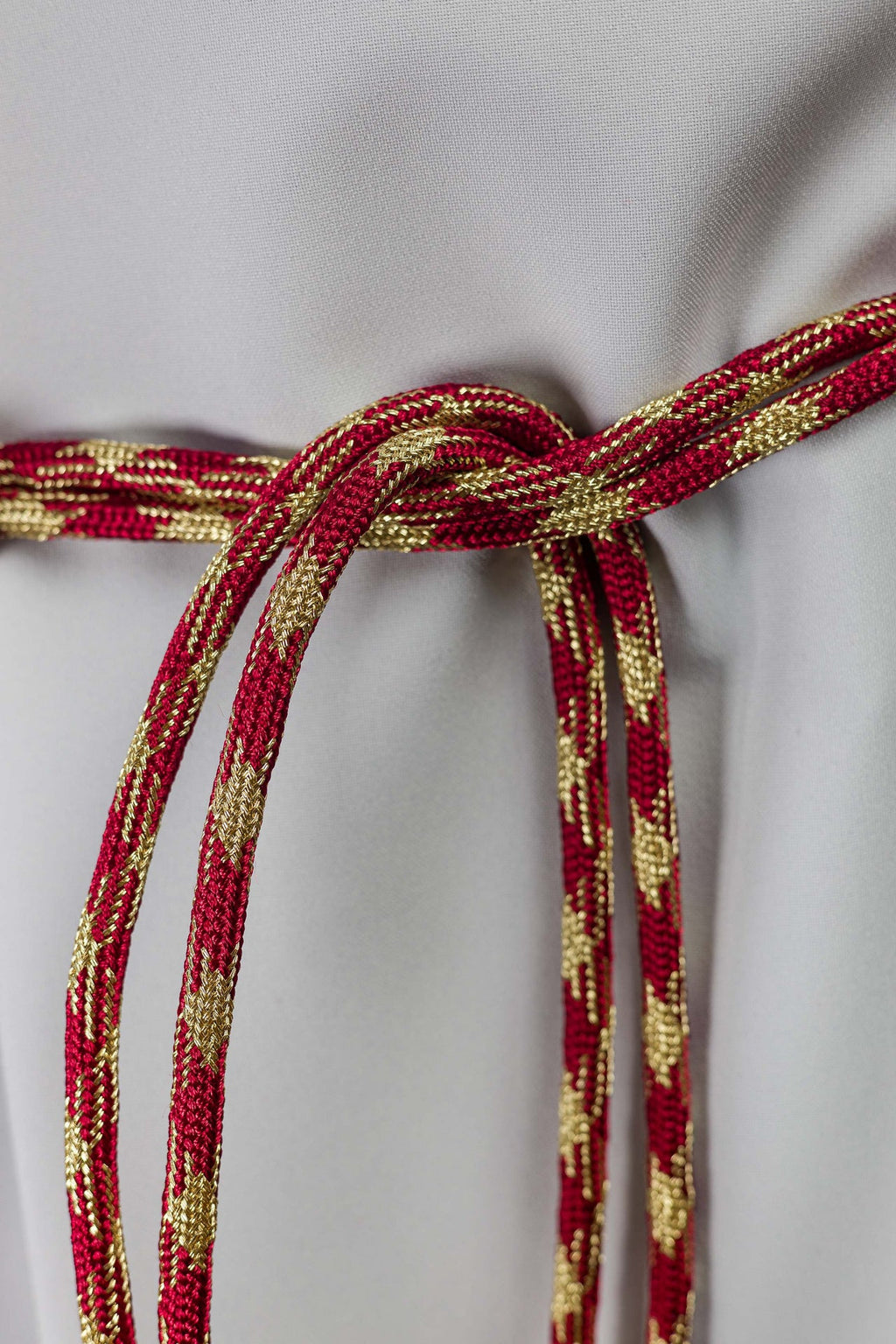 Cingulum liturgiczne czerwono-złote