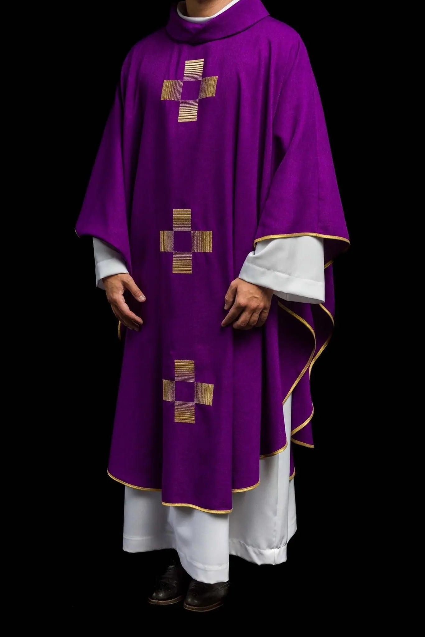 Chasuble with embroidered Crosses in purple