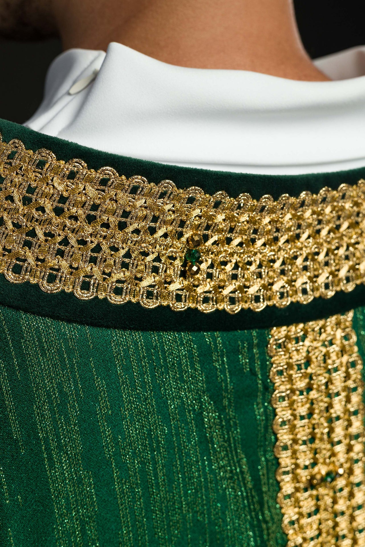 Ręcznie wykonany ornat z naturalnymi kamieniami Handmade 7015 Zielony - ORNATY.PL