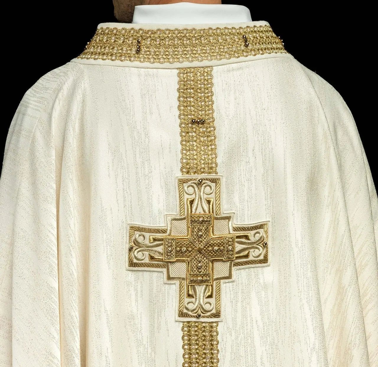Handmade Ornat liturgiczny z Kamieniami naturalnymi Handmade 7015 Ecru