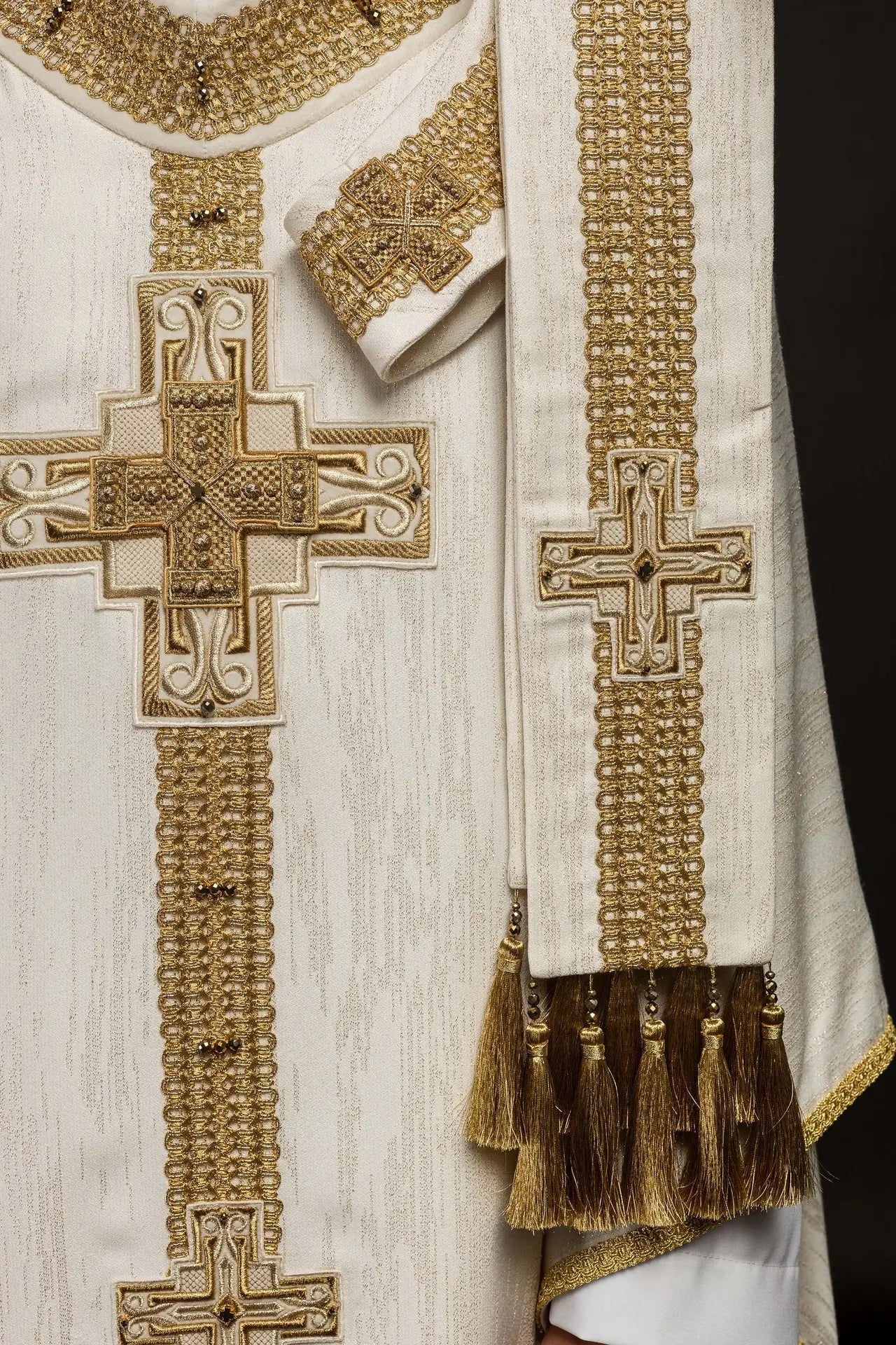 Handmade Ornat liturgiczny z Kamieniami naturalnymi Handmade 7015 Ecru