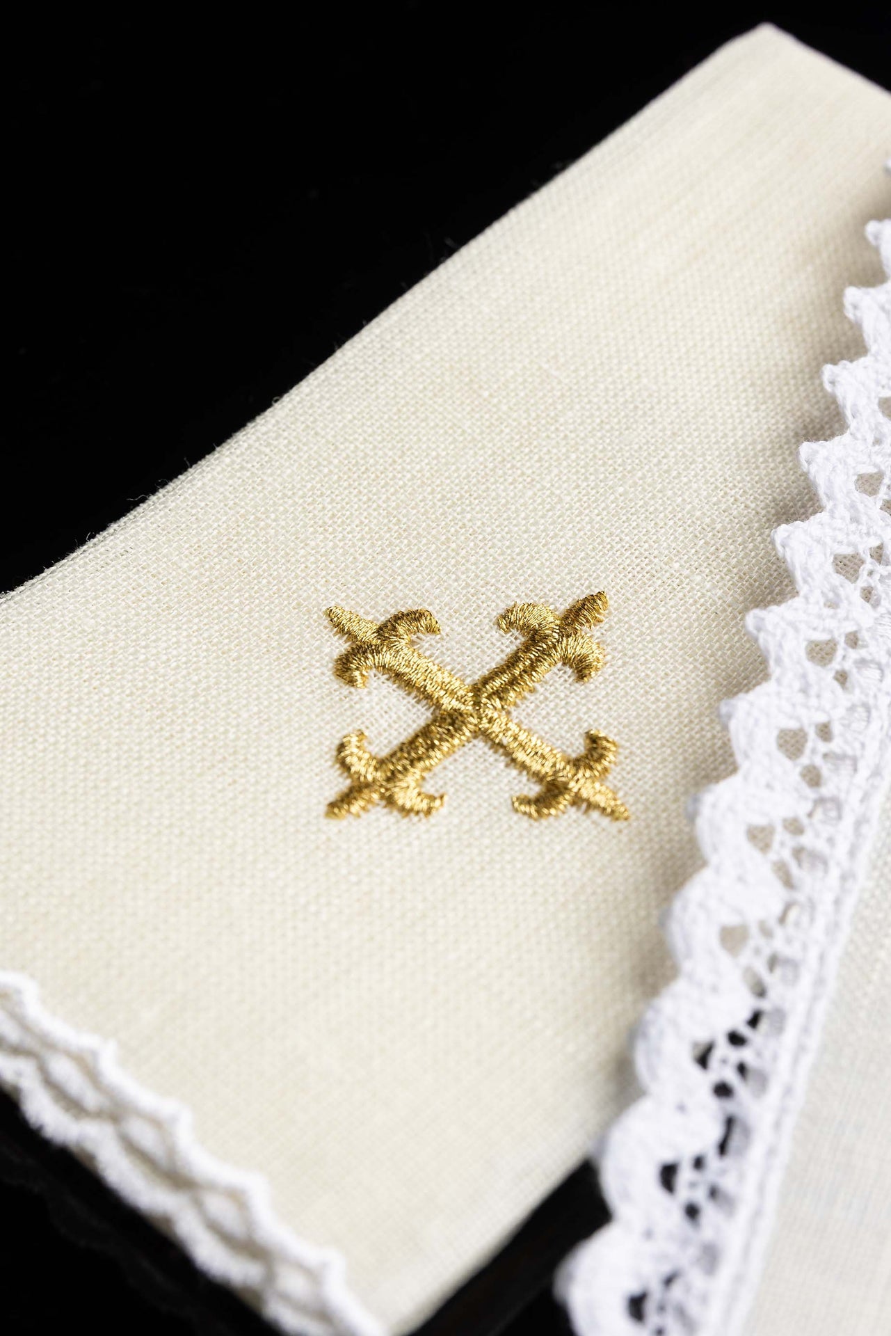 Bielizna kielichowa lniana haftowana Kielich - ORNATY.PL