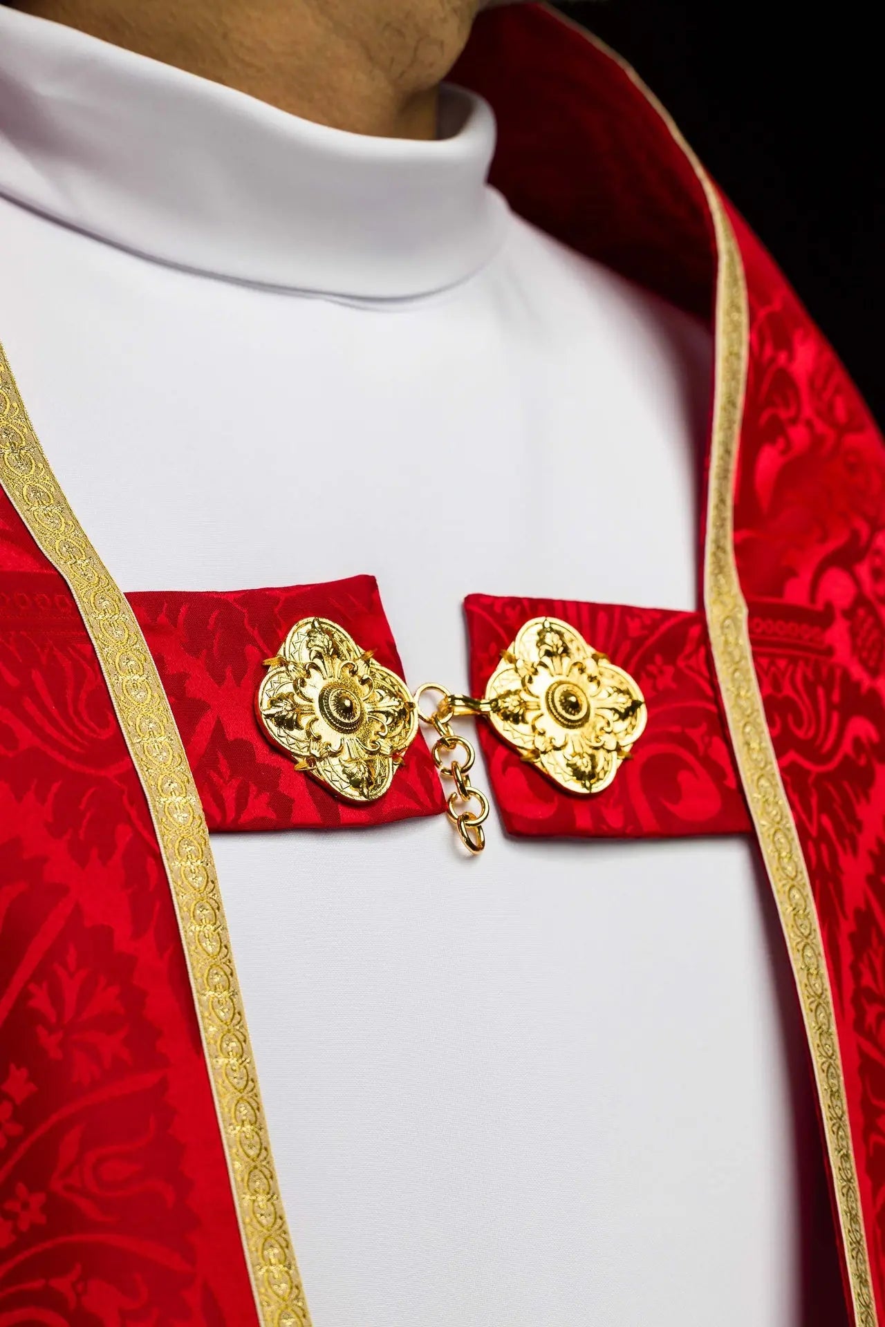 Plain Jacquard Roman Cope Red
