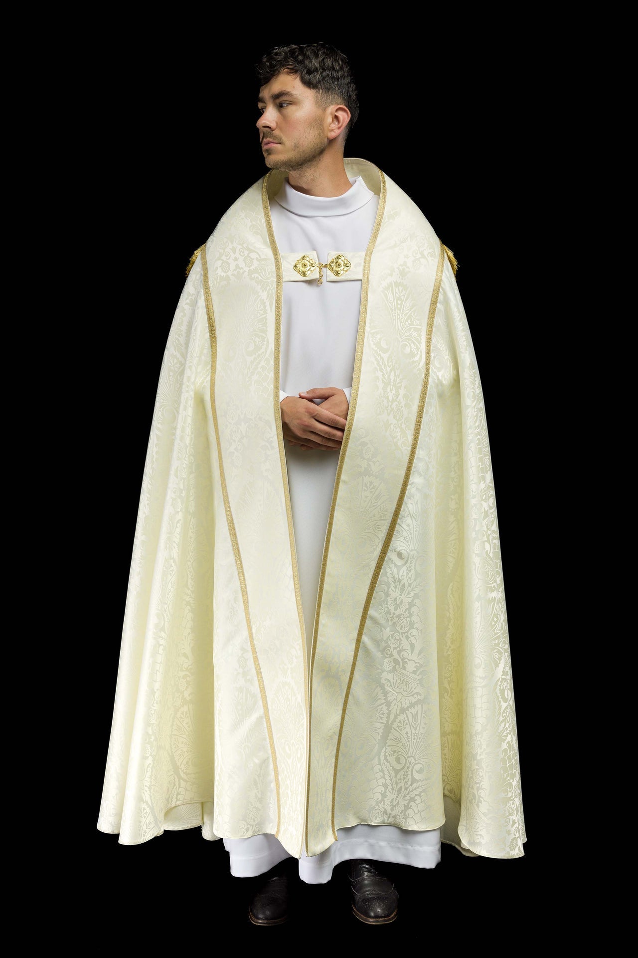 Żakardowa kapa rzymska gładka Ecru - ORNATY.PL