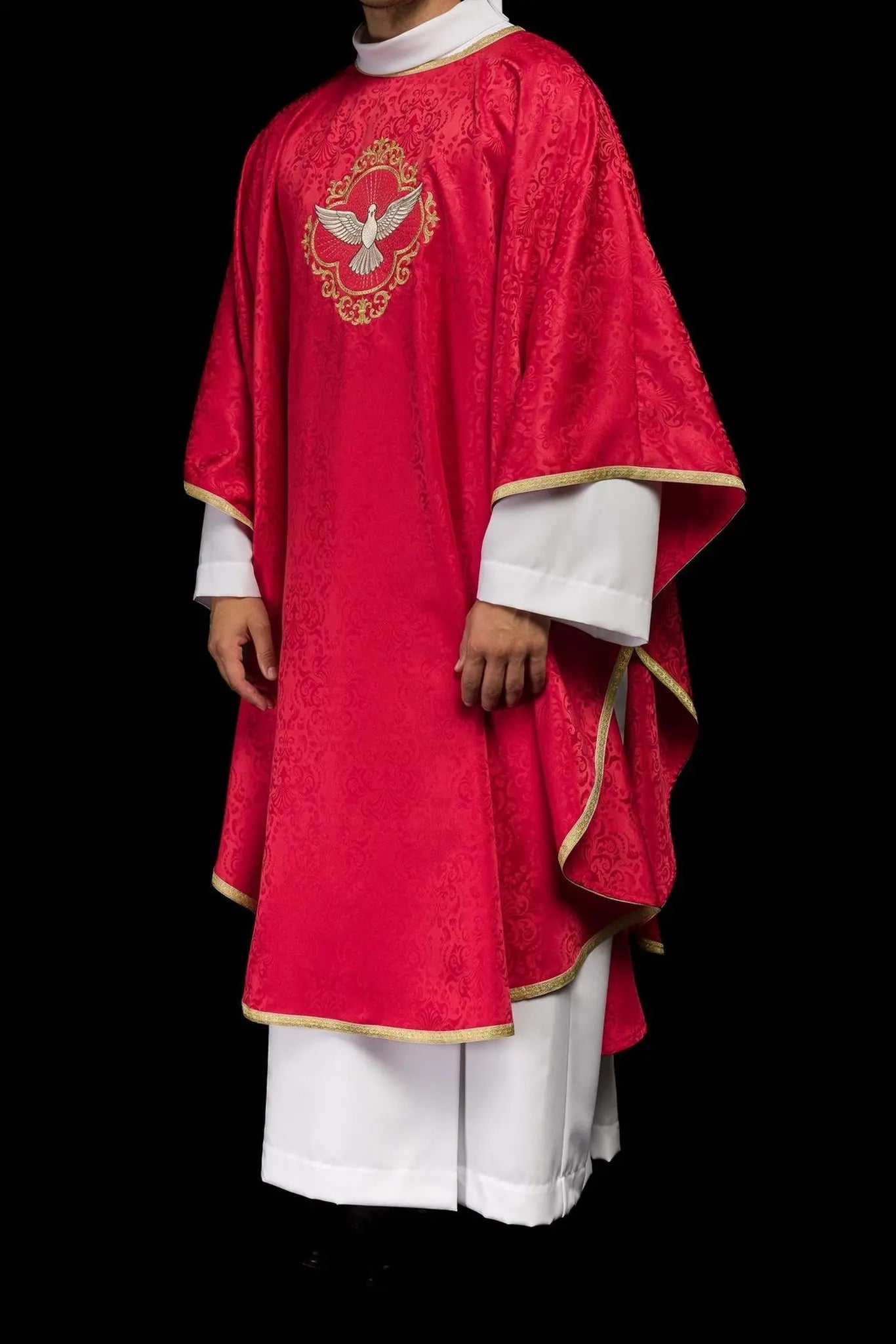 Ornat liturgiczny haftowany z Duchem Świętym na tkaninie żakardowej