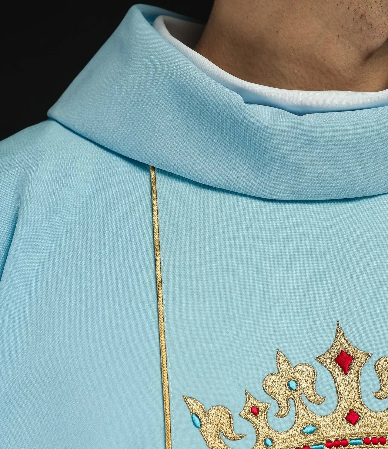 Ornat liturgiczny maryjny haftowany koroną niebieski