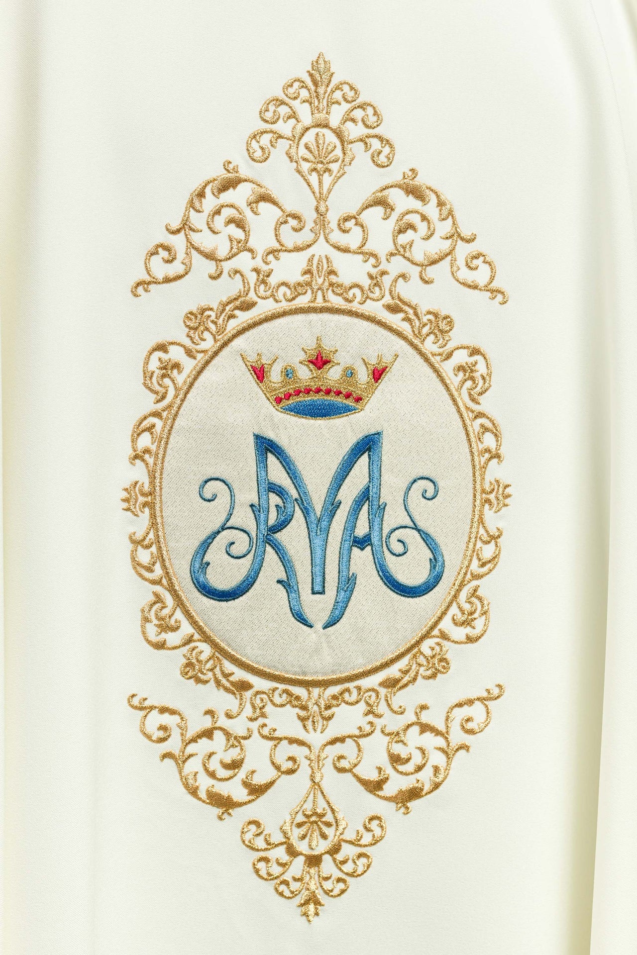 Ornat z motywem maryjnym otoczonym złotym haftem - ORNATY.PL