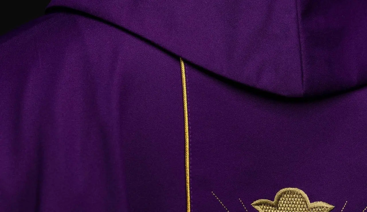 Chasuble Cross and ears in Purple