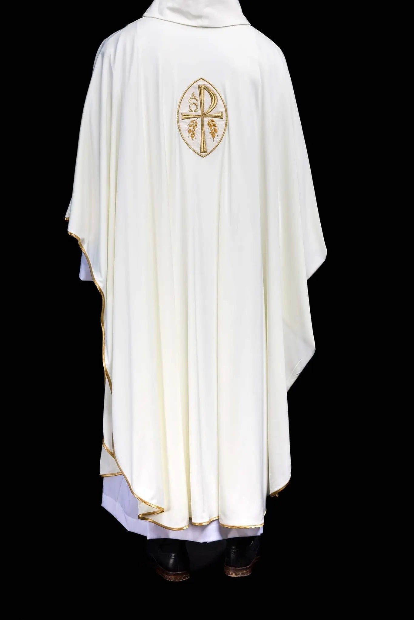 Chasuble embroidered Cross ecru lightweight knitted SACROLITE