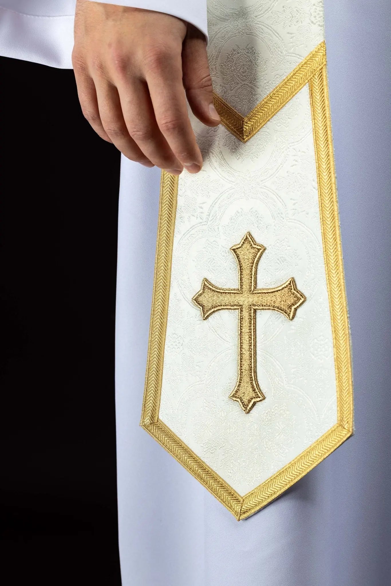Stuła Żakardowa Ecru z Haftowanym Krzyżem