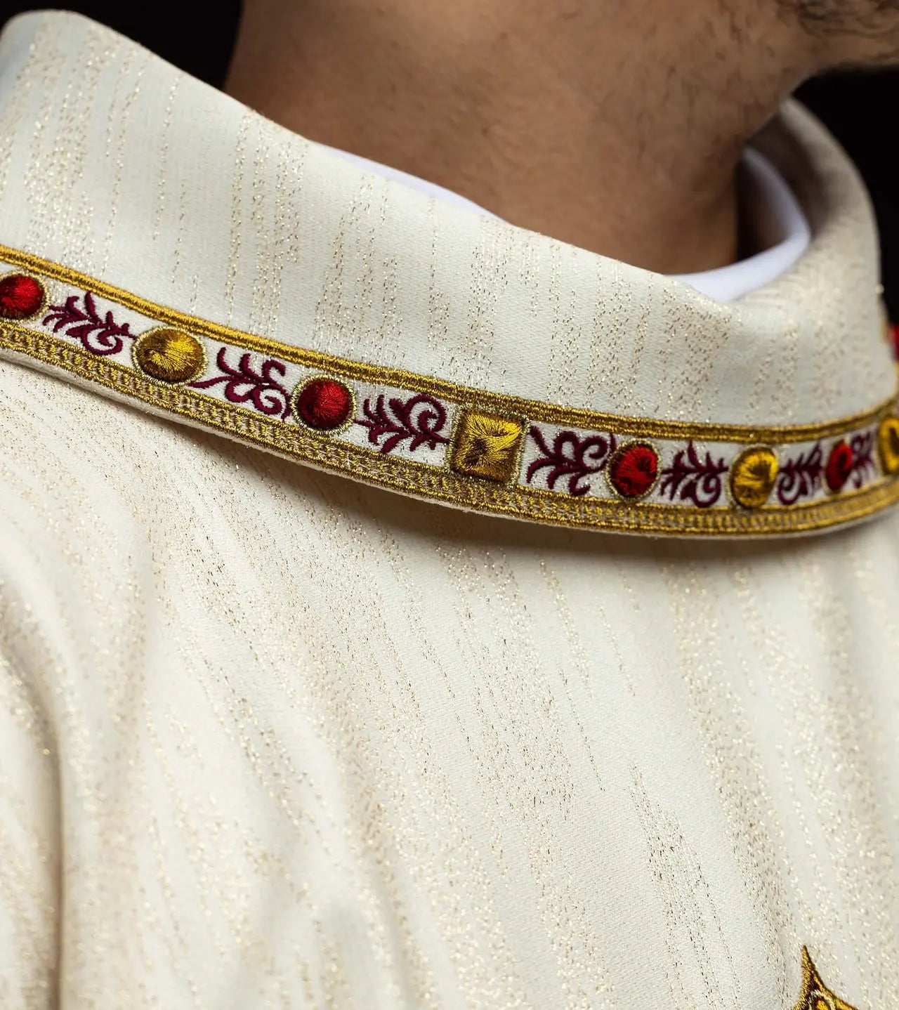 Chasuble with Embroidery of the Sacred Heart of Jesus and Eucharistic Chalice
