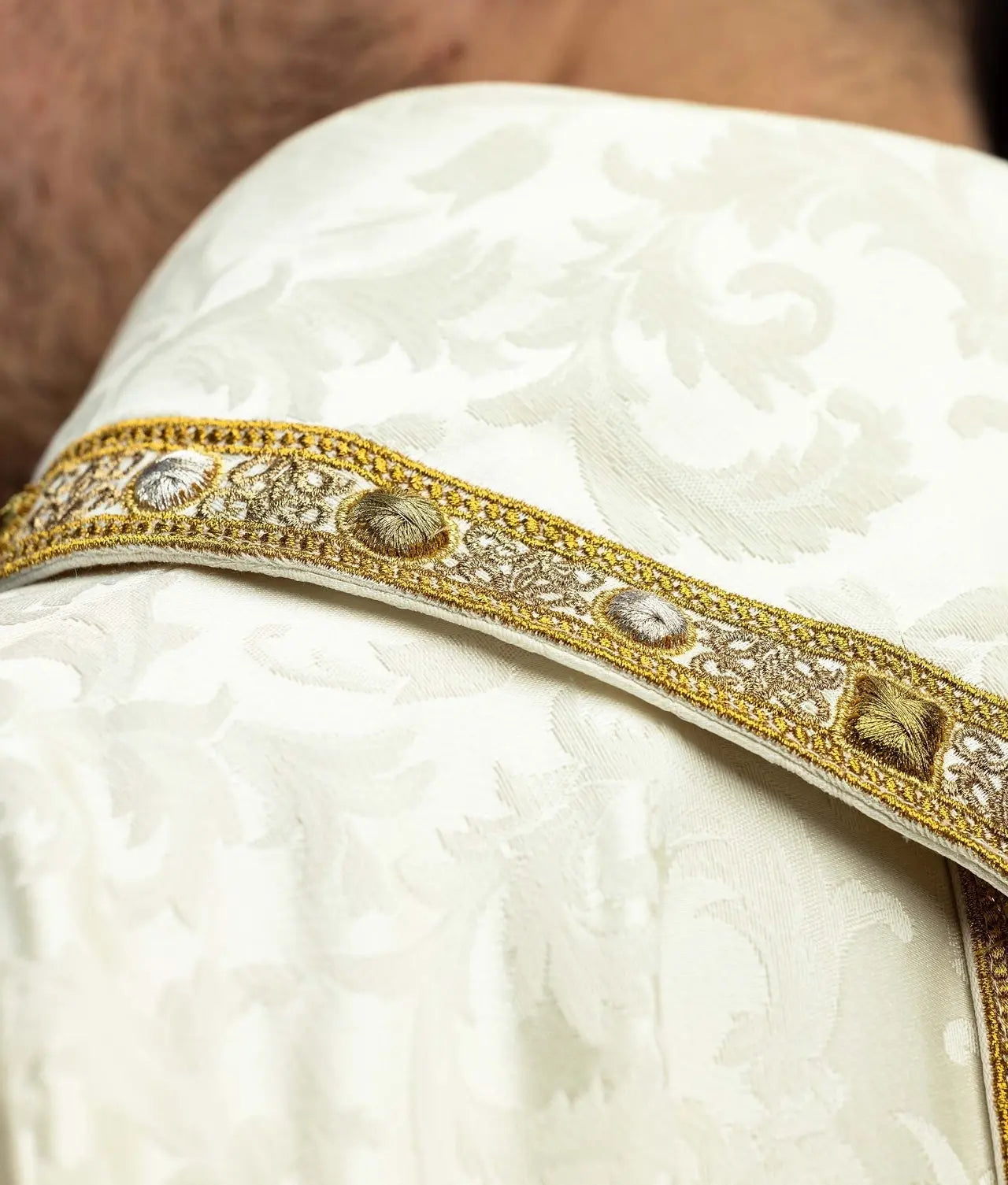 Chasuble with Embroidered Paschal Lamb and Orphrey in Ecru Jacquard