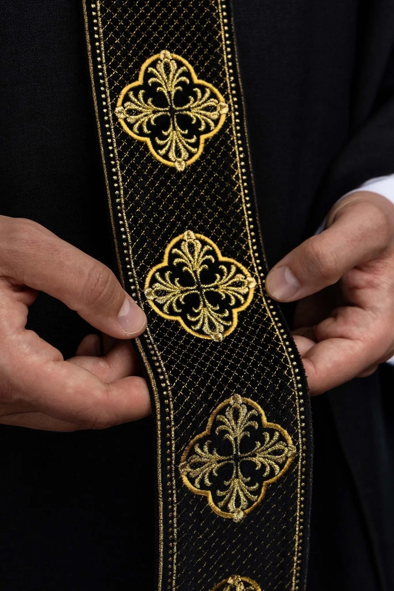 Black Chasuble with Embroidered Band and Collar with Crosses - HAFTINA ATELIER