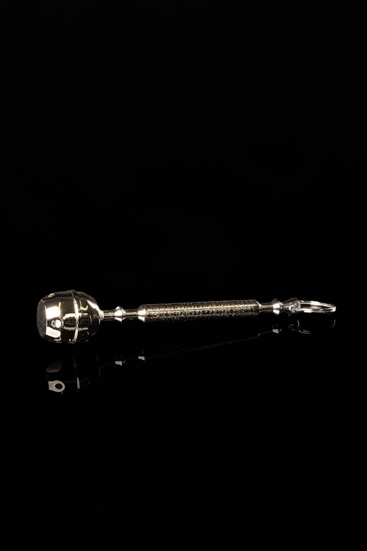 Srebrne kropidło liturgiczne metalowe 17 cm z etui, widok całego kropidła