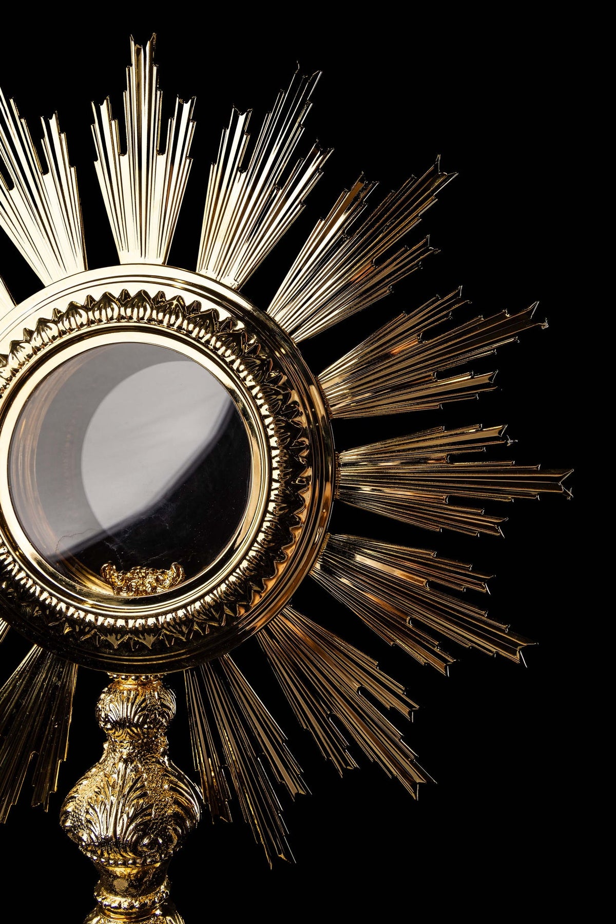 Gold-plated brass monstrance with radiant rays of Christ's Glory, front view