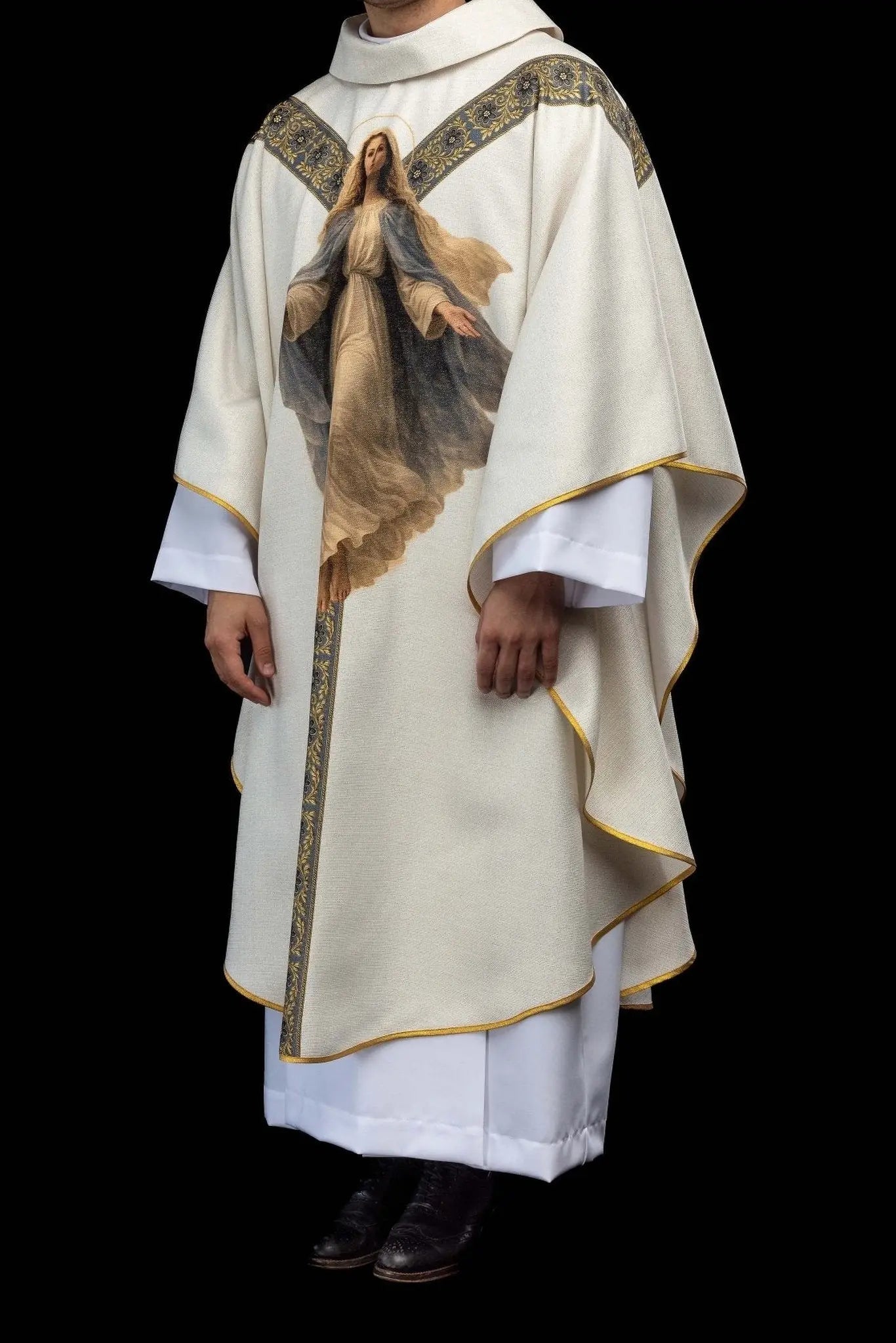 Ecru Chasuble with Printed Image of Our Lady of the Assumption - HAFTINA ATELIER