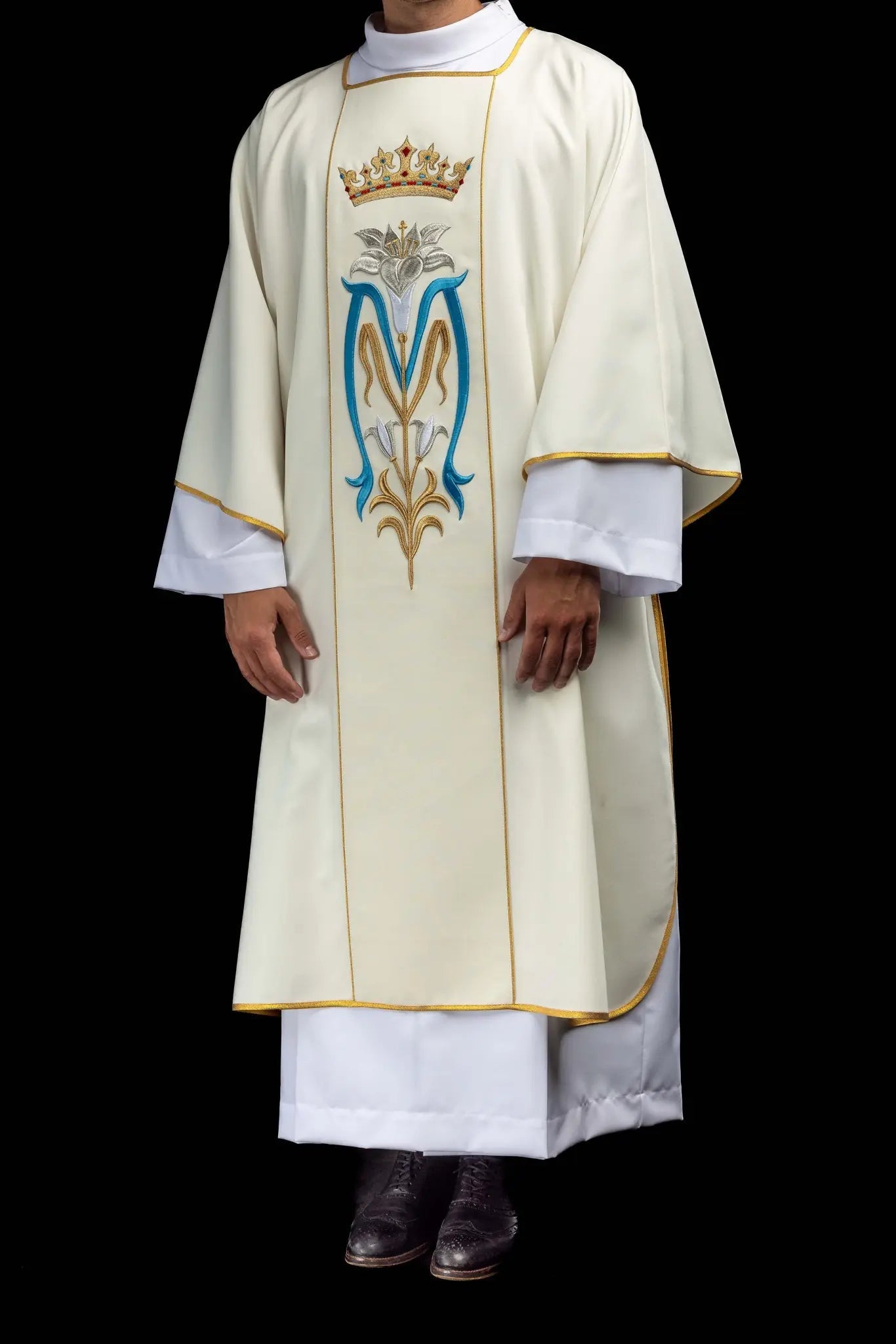 Ecru Marian Dalmatic with Embroidery and Gold Trim - HAFTINA ATELIER