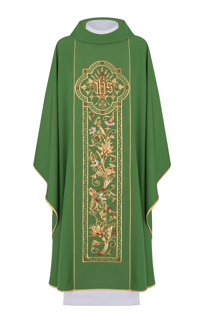 Embroidered chasuble with IHS symbol Green richly decorated - HAFTINA ATELIER