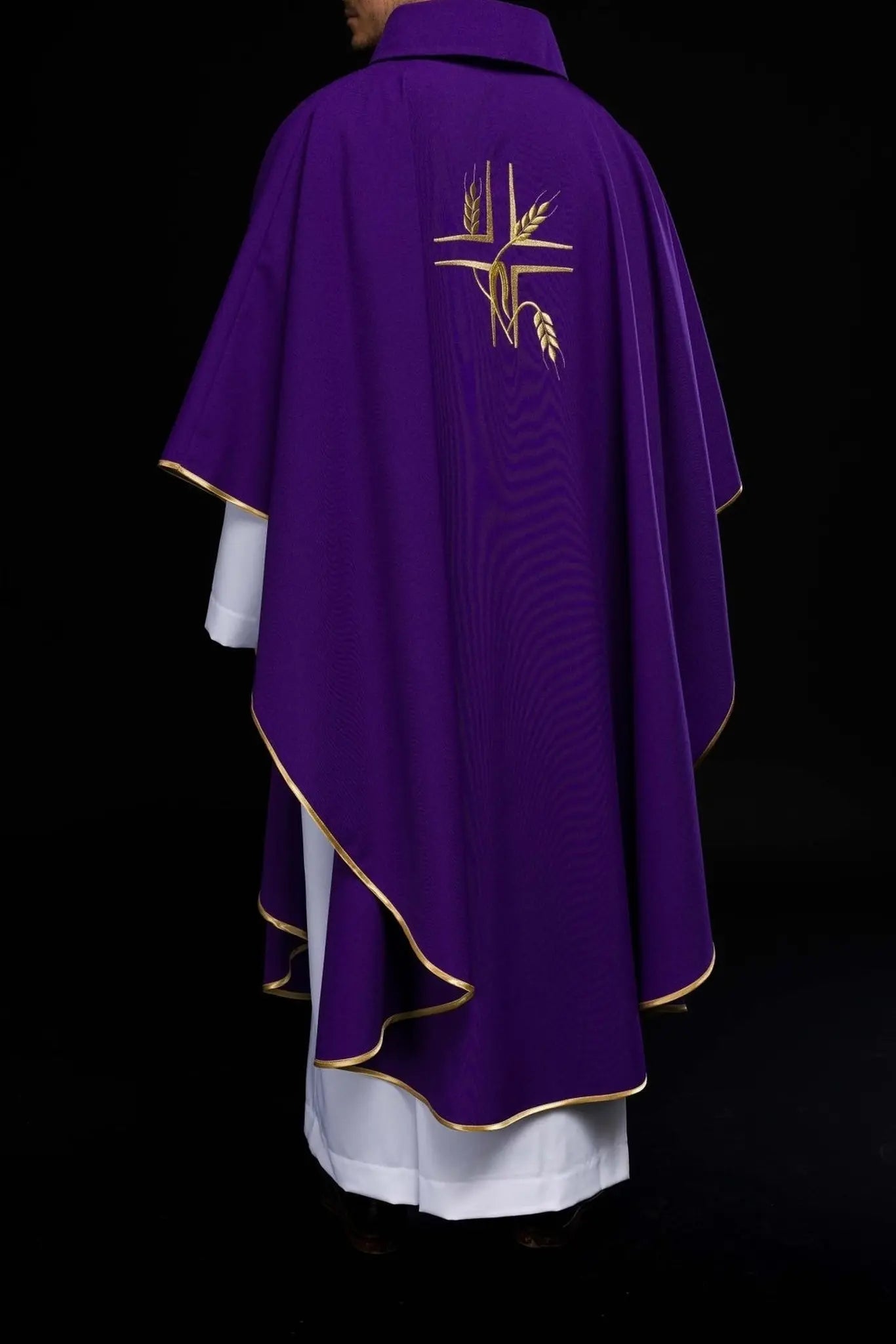 Purple chasuble with embroidery of the Cross and Spikes