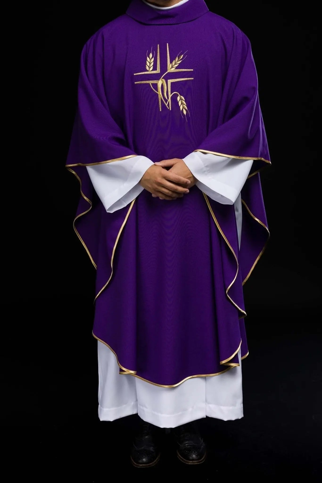 Purple chasuble with embroidery of the Cross and Spikes
