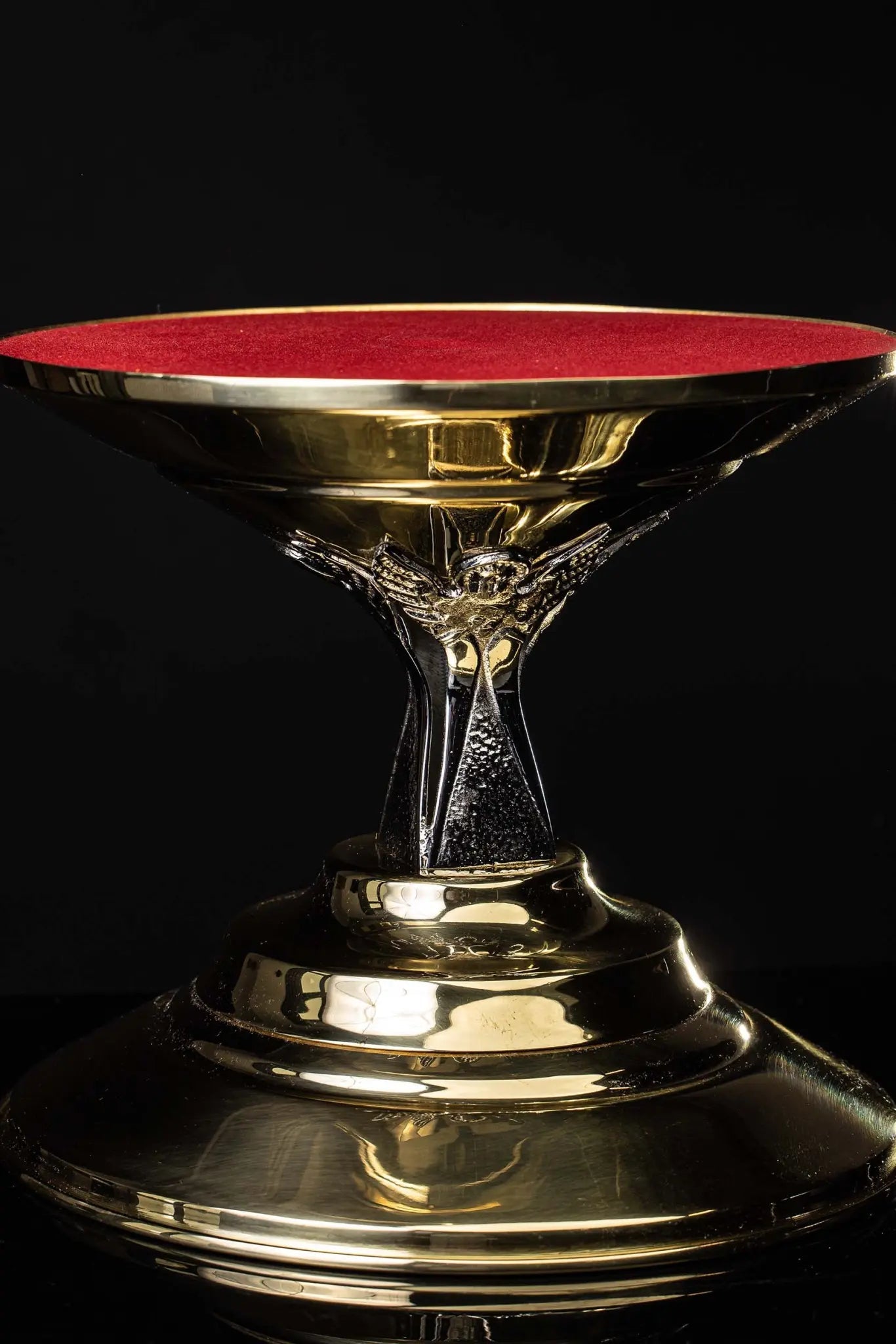 Handmade Gold-Plated Brass Monstrance Throne with Angel Ornament - HAFTINA ATELIER