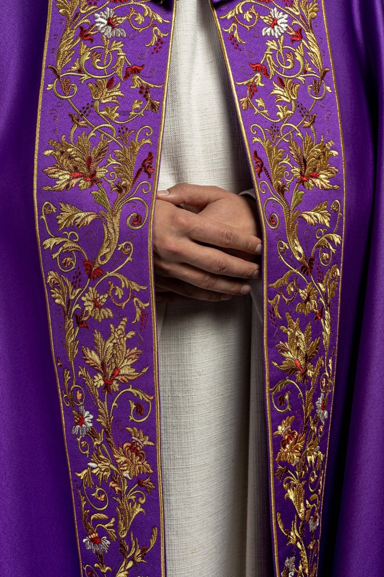 Kapa eucharystyczna monogram PX w kolorze fioletowym