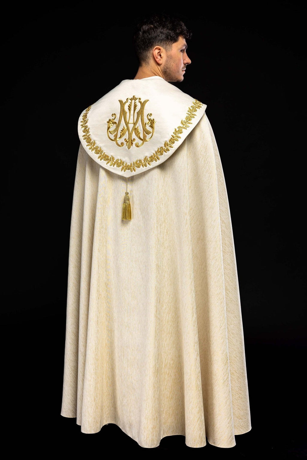 Kapa haftowana maryjna ecru