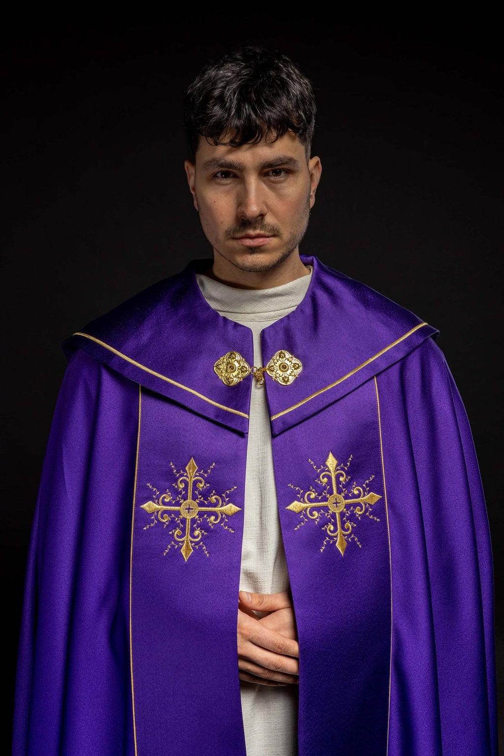 Kapa liturgiczna haftowana fioletowa