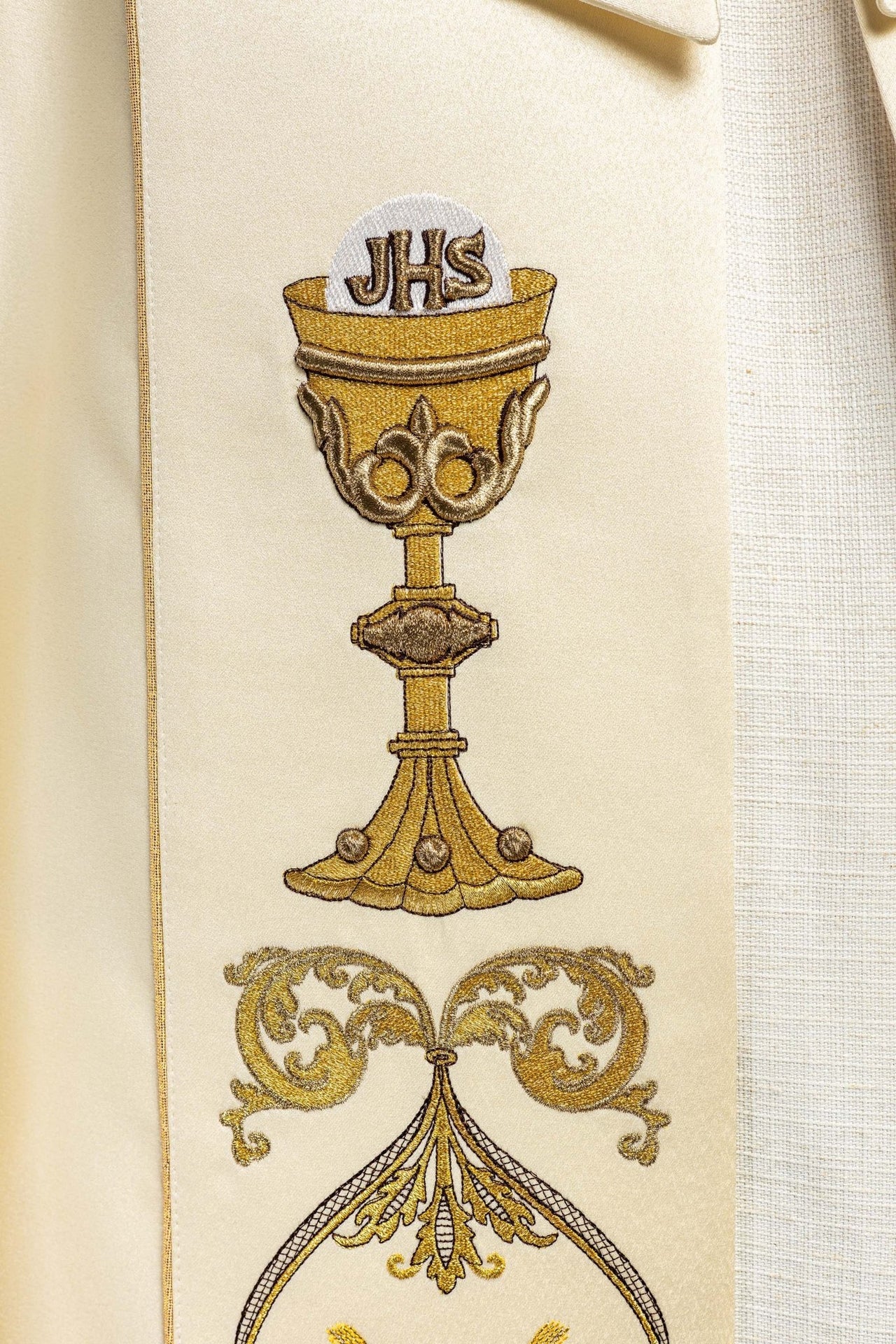 Kapa liturgiczna haftowany kielich i IHS ecru