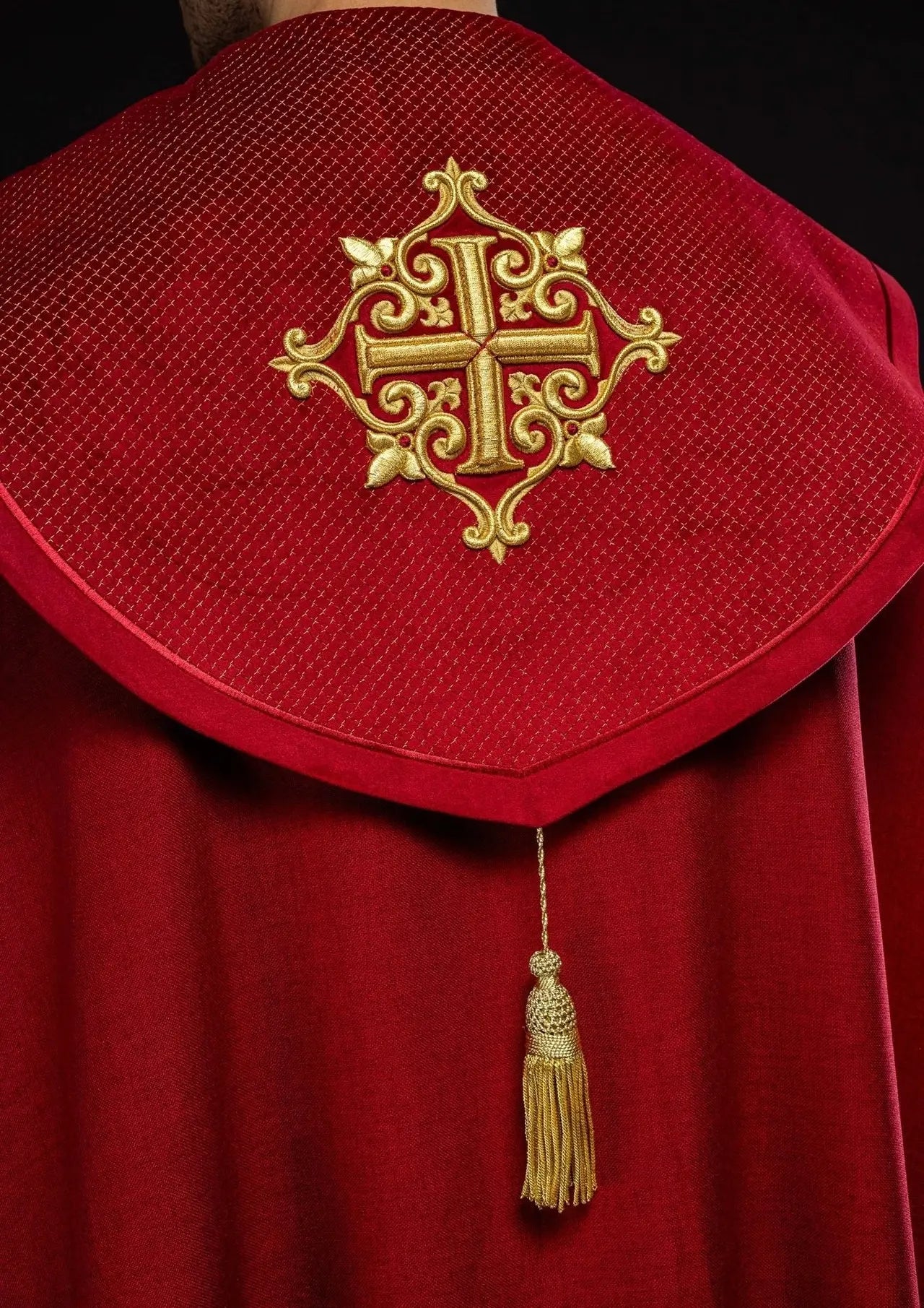 Liturgical cape with red velvet belt and embroidery of crosses