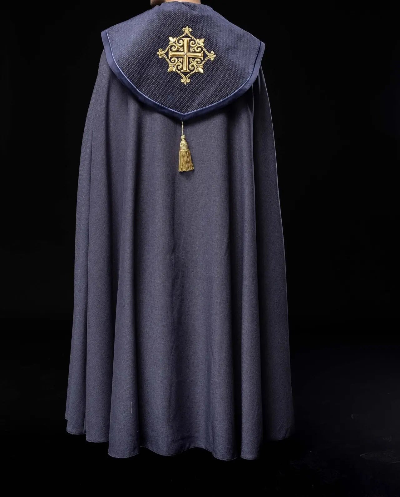 Liturgical cape with velvet purple belt and embroidery of crosses