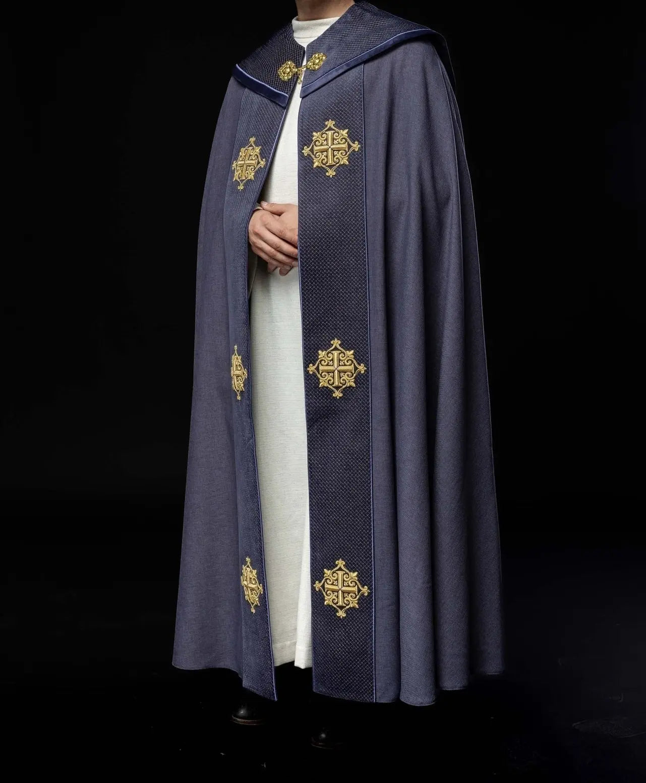 Liturgical cape with velvet purple belt and embroidery of crosses