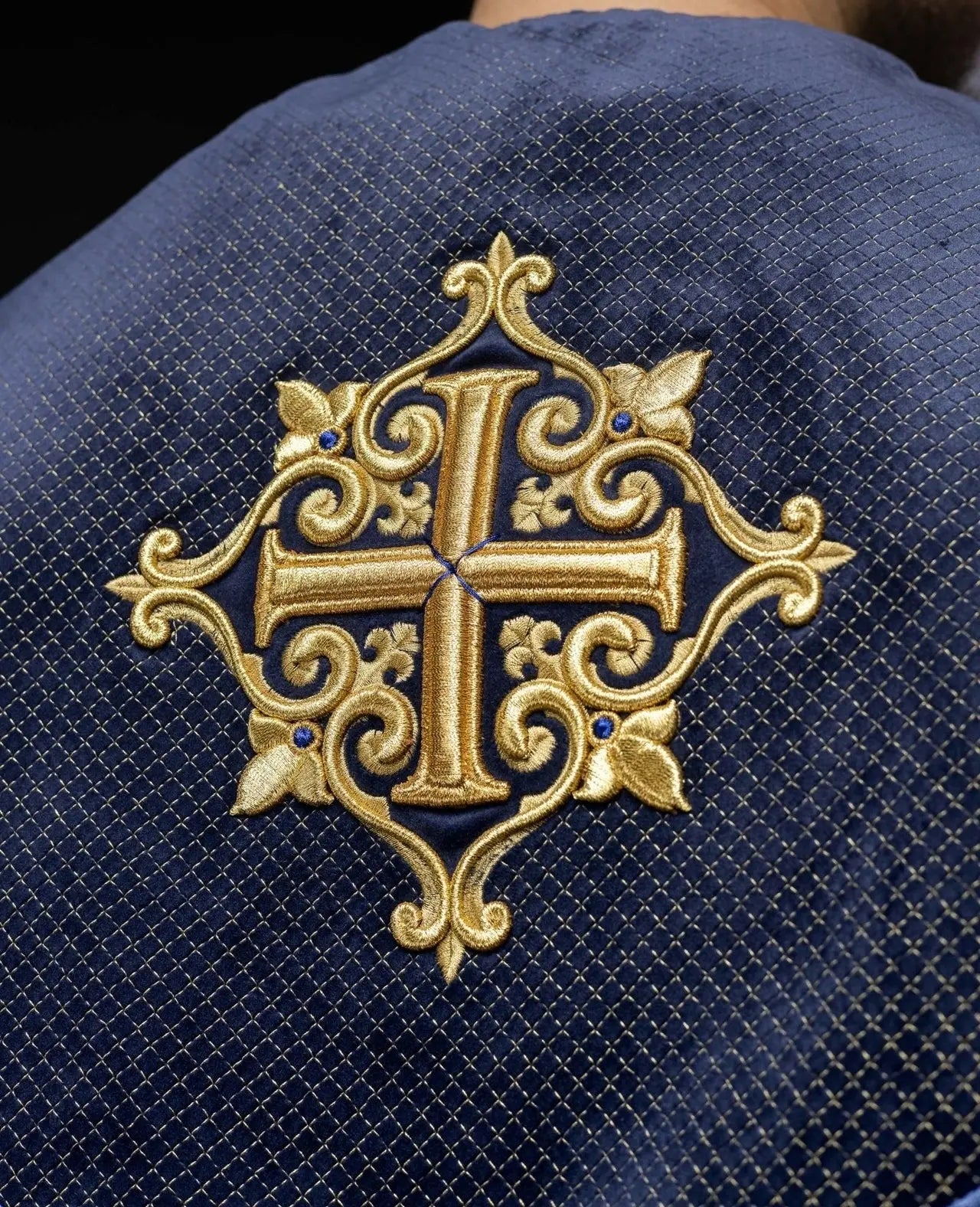 Liturgical cape with velvet purple belt and embroidery of crosses