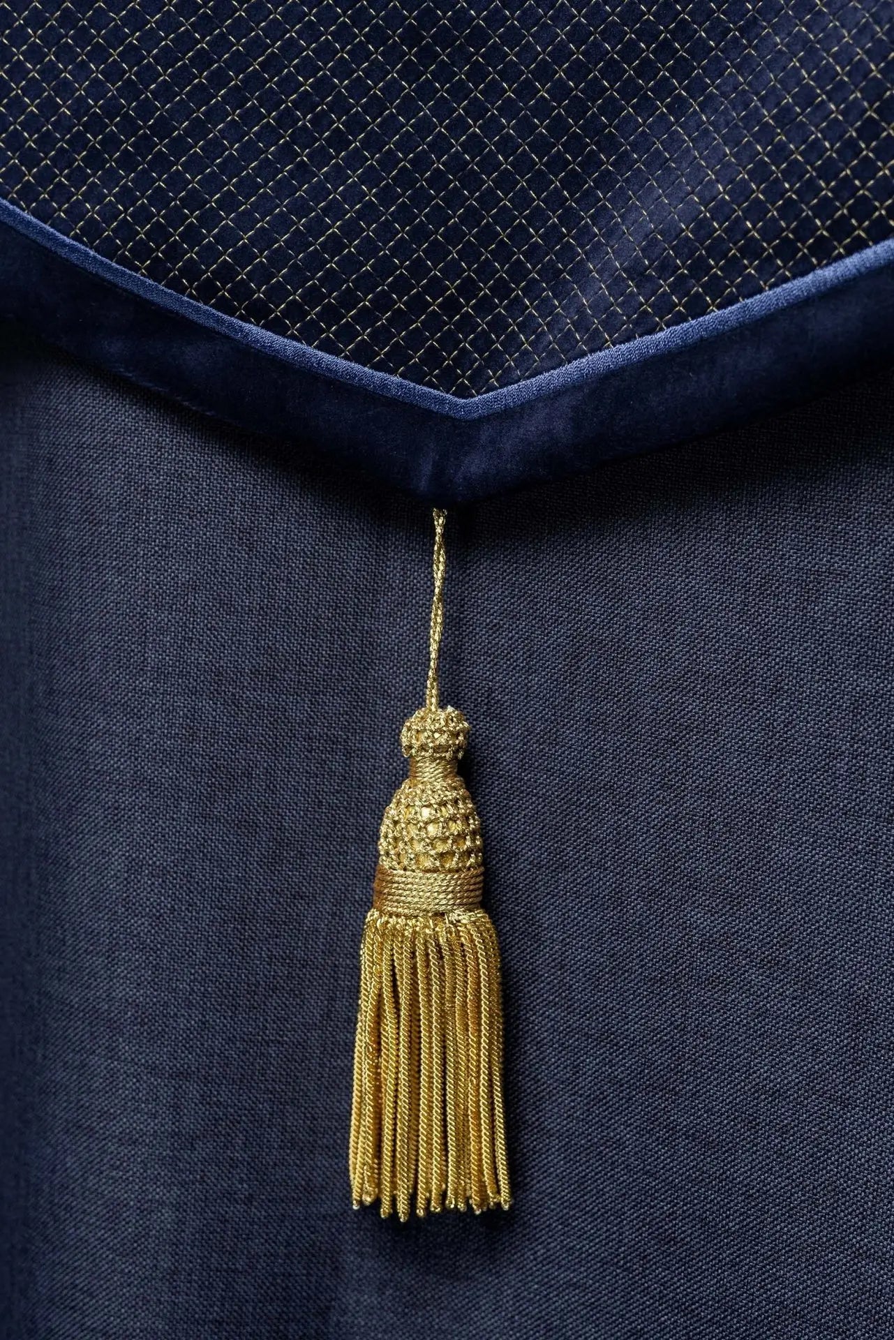 Liturgical cape with velvet purple belt and embroidery of crosses